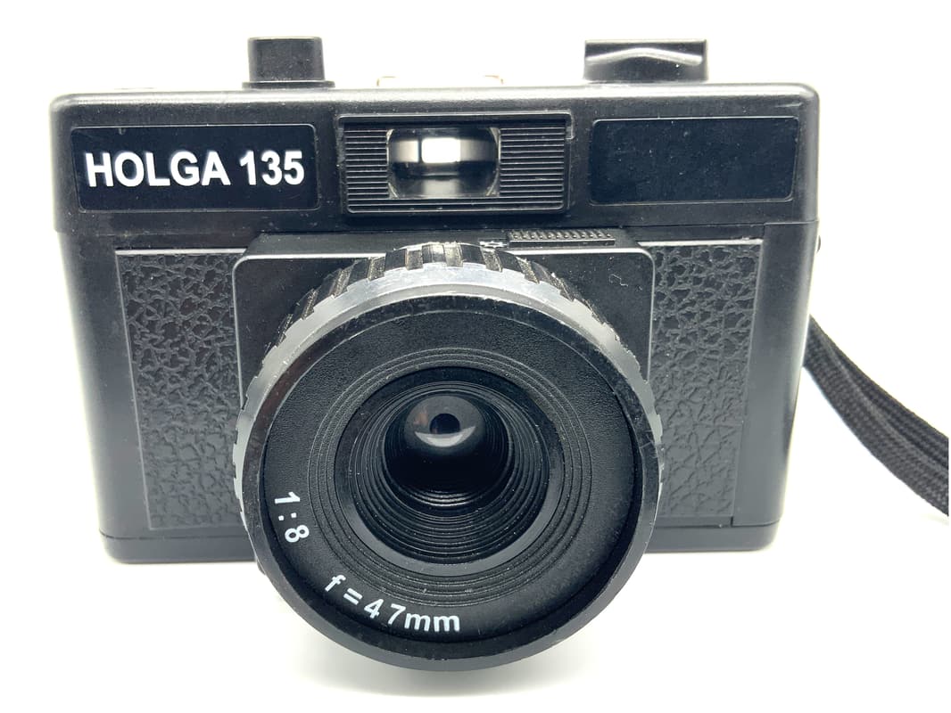 Holga 135 Sucherkamera mit 47mm 1:8 Kompaktkamera Analogkamera