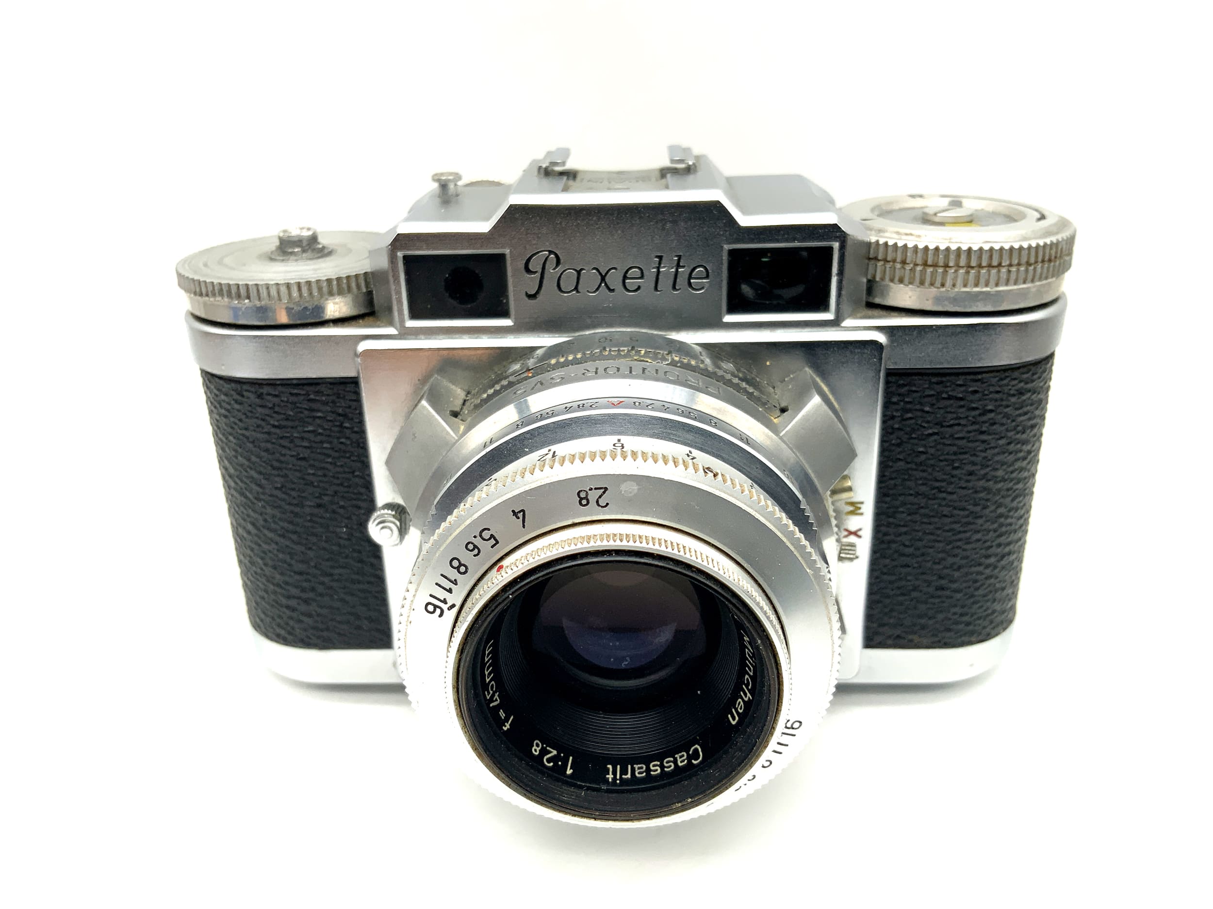 Braun Paxette viewfinder camera with Cassarit 45mm 1:2.8 compact camera, analog camera