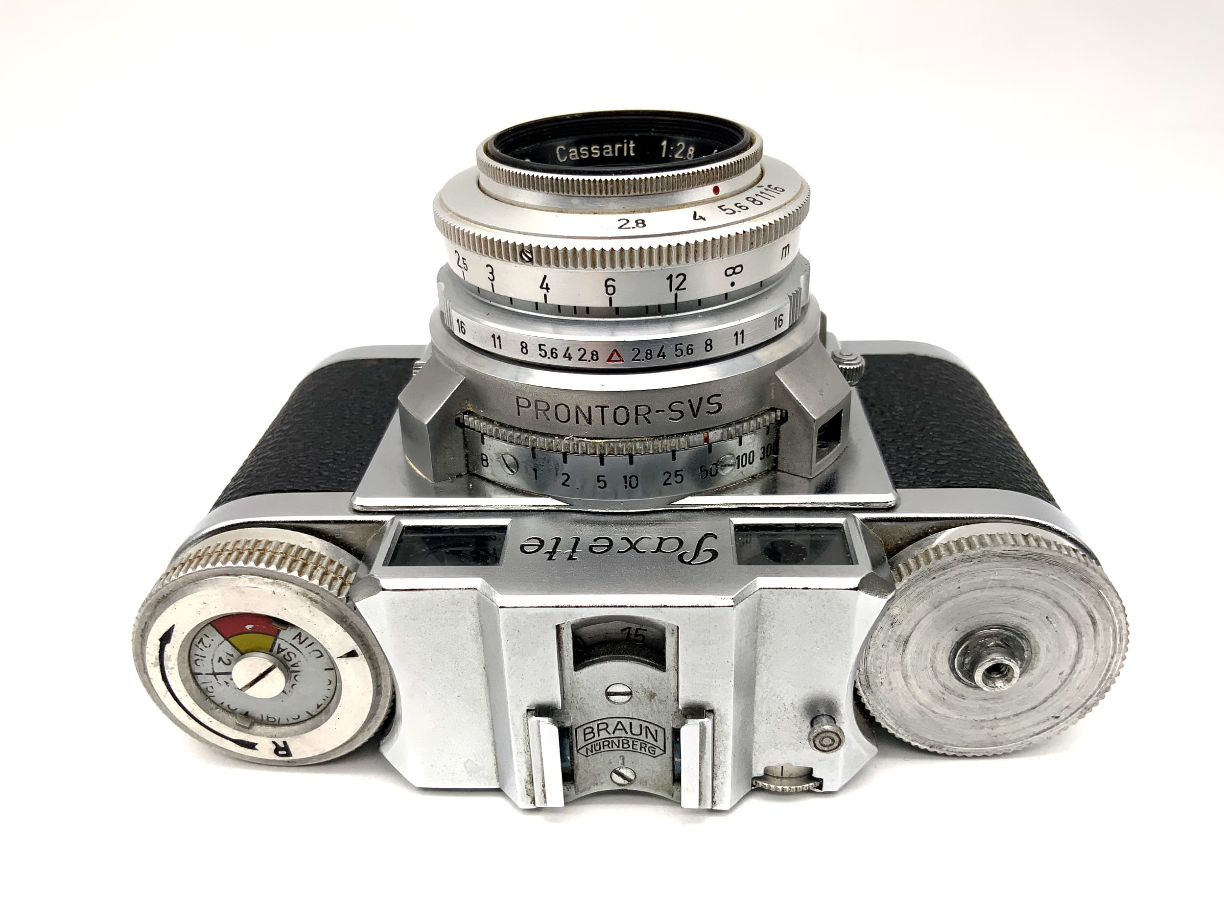 Braun Paxette viewfinder camera with Cassarit 45mm 1:2.8 compact camera, analog camera