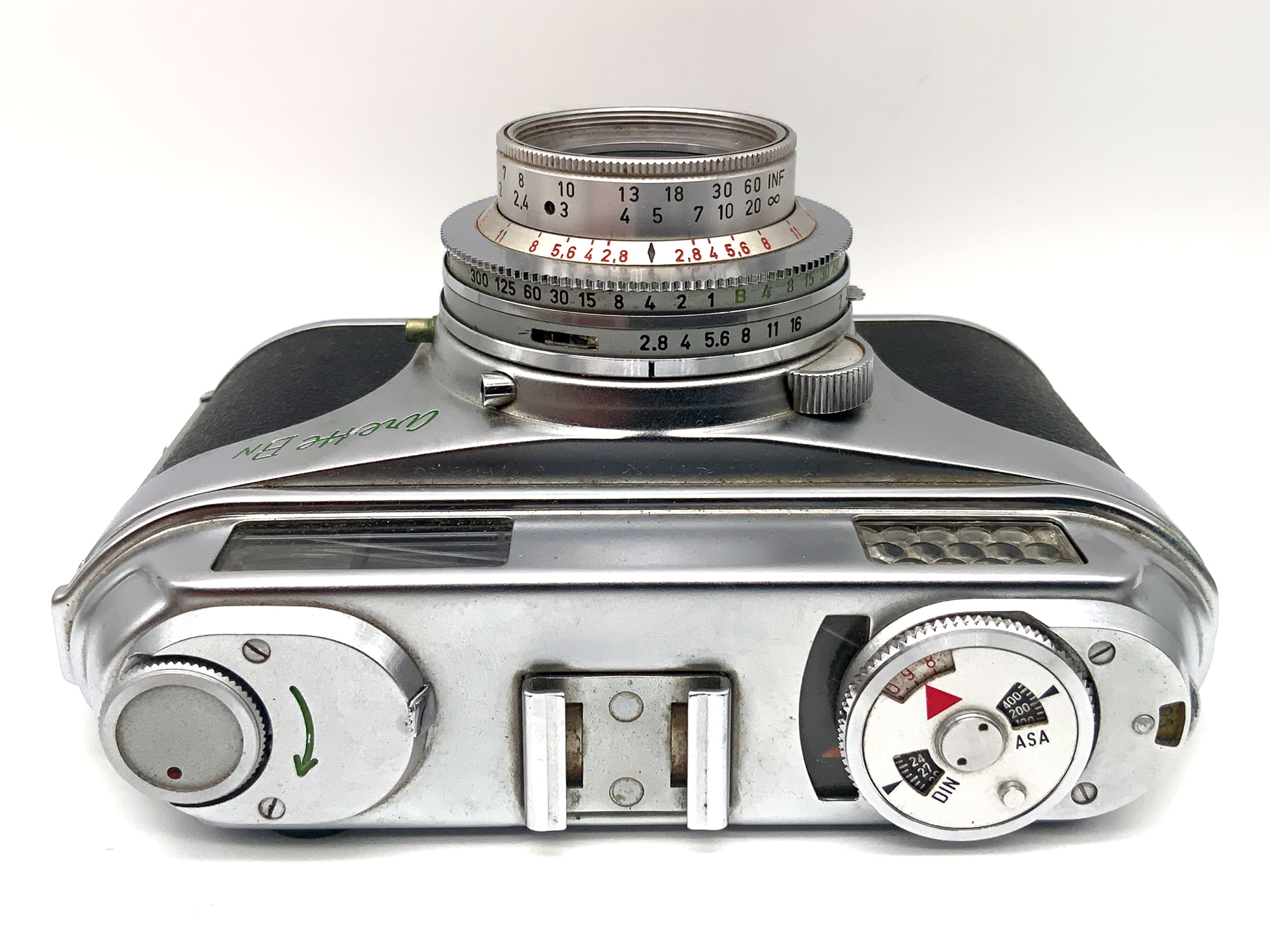AkA Arette BN viewfinder camera with Color-Isconar 1:2.8/45 Prontor-SVS analog camera
