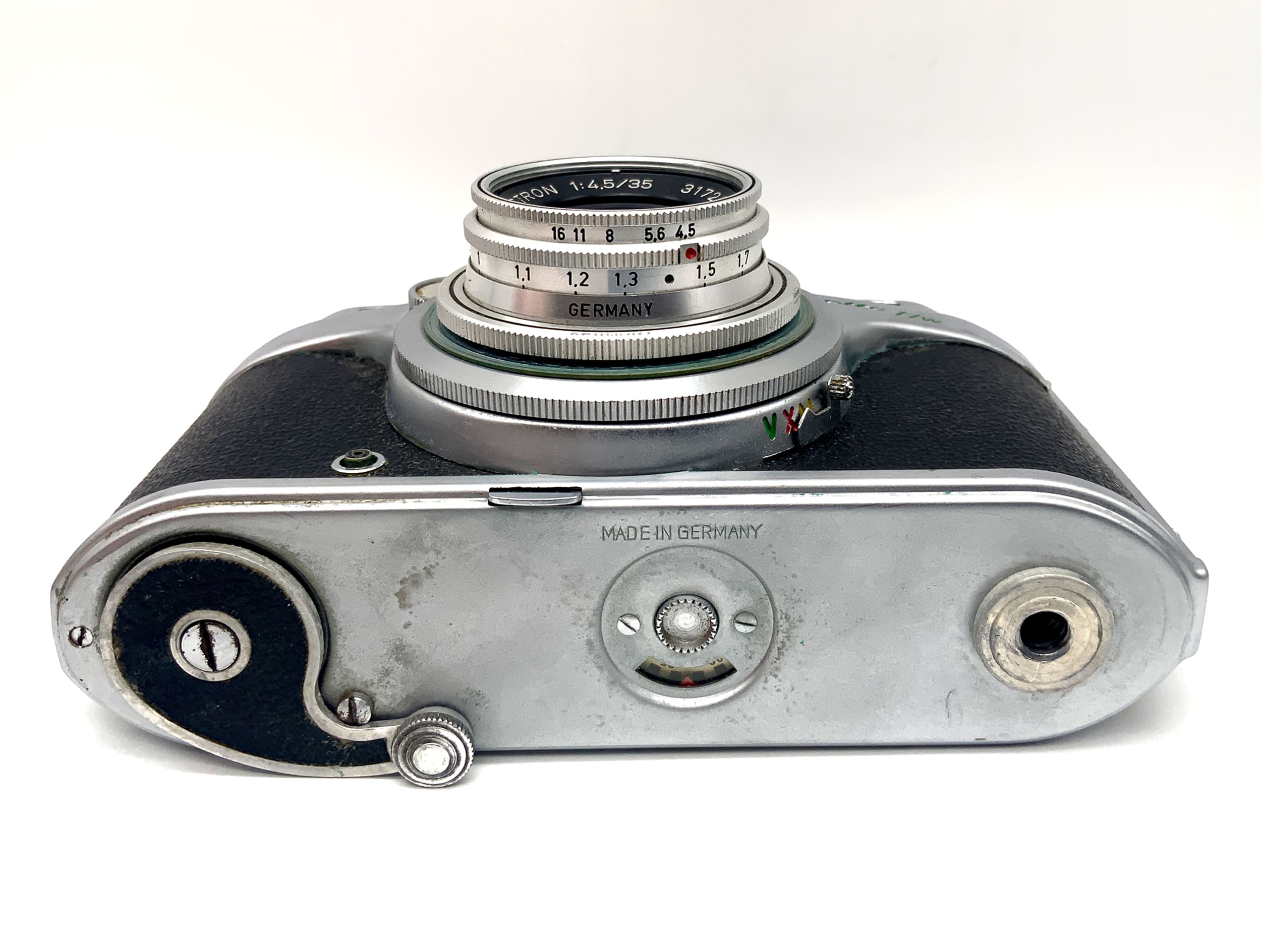 AkA Arette BW viewfinder camera with Westron 1:4.5/35 compact camera analog camera