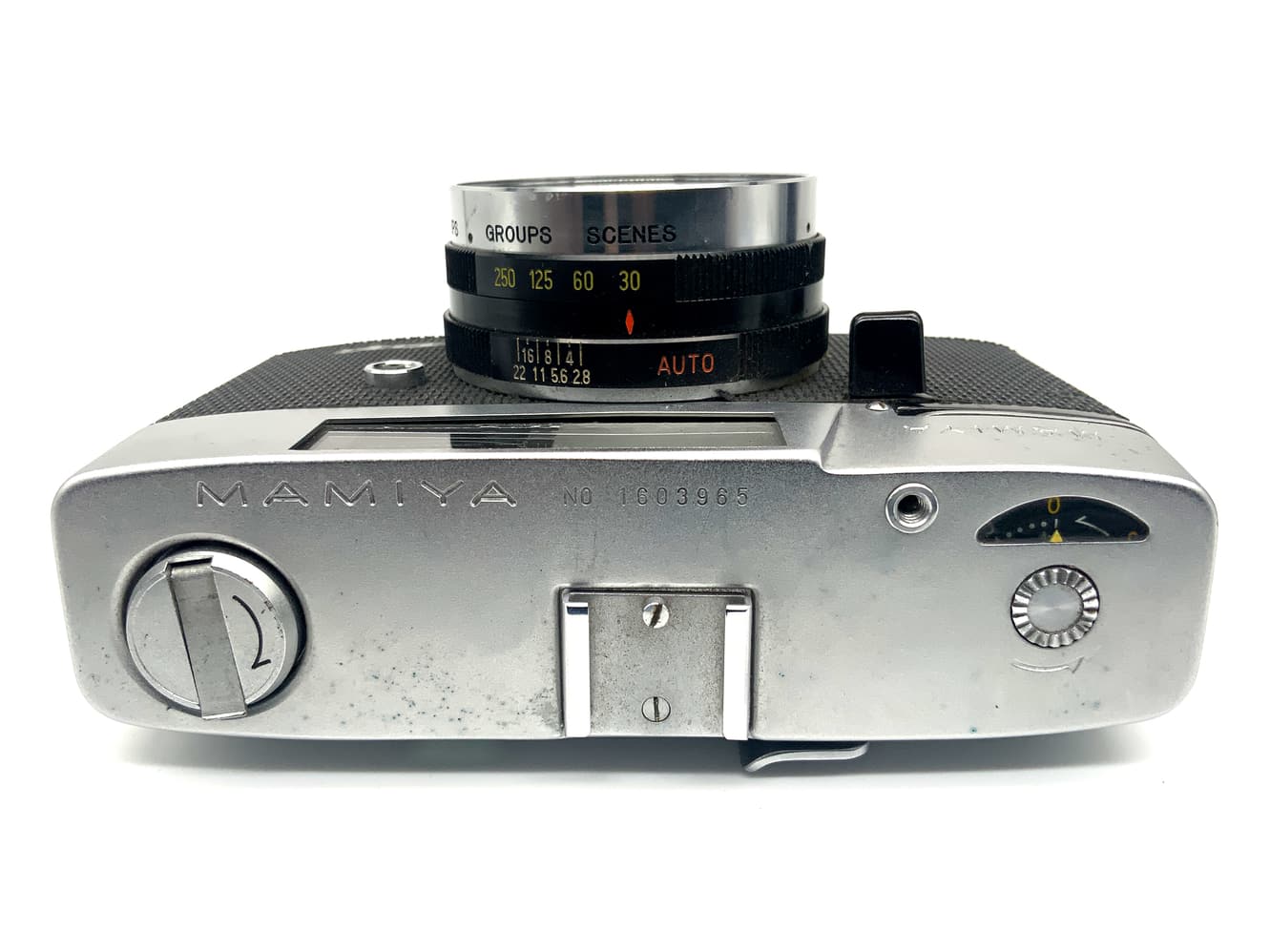 Mamiya EE Sucherkamera mit Kominar 40mm 1:2.8 Kompaktkamera Analogkamera