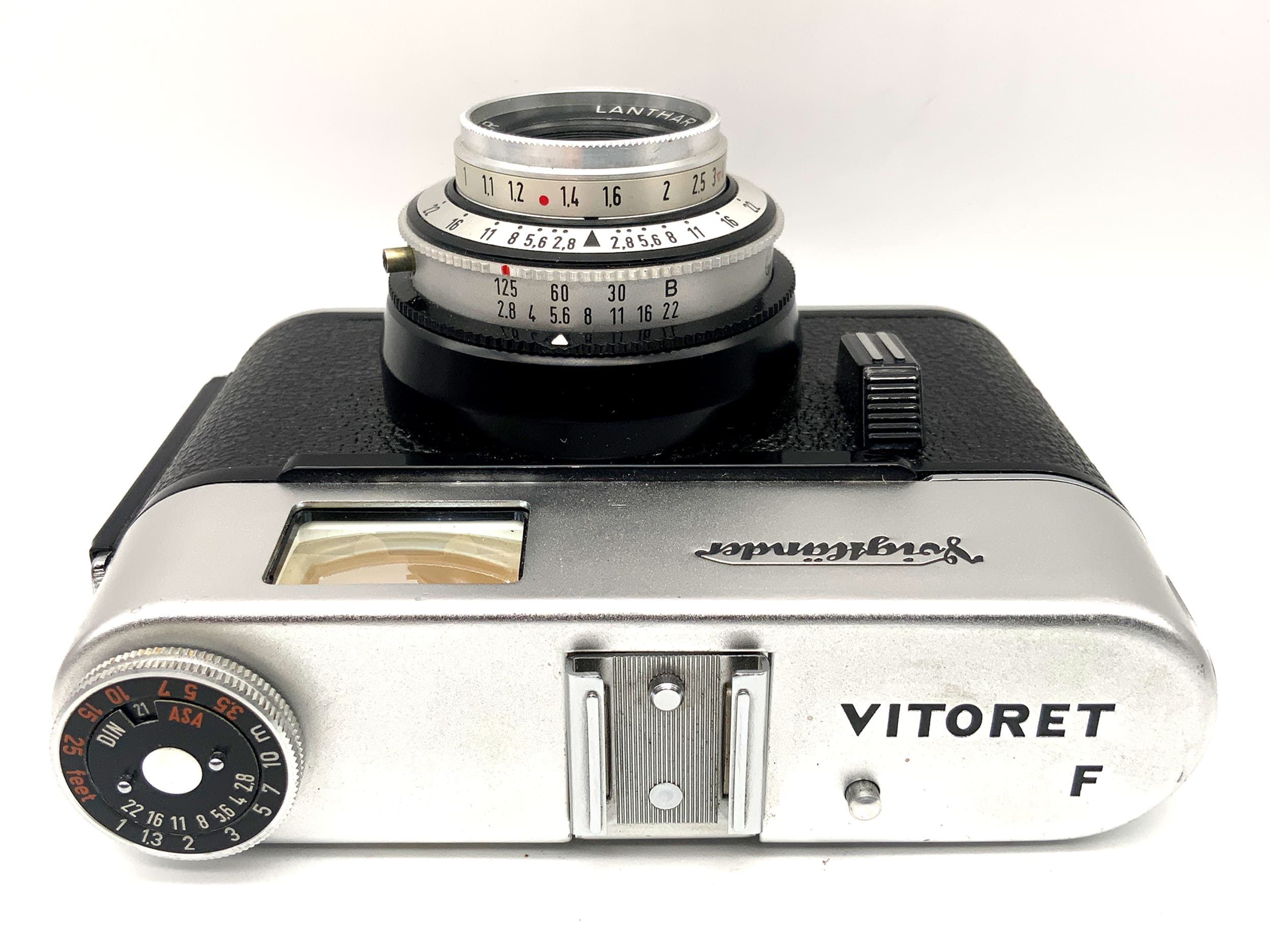 Voigtländer Vitoret F viewfinder camera with Lanthar 2.8/50 Prontor 125 analog camera