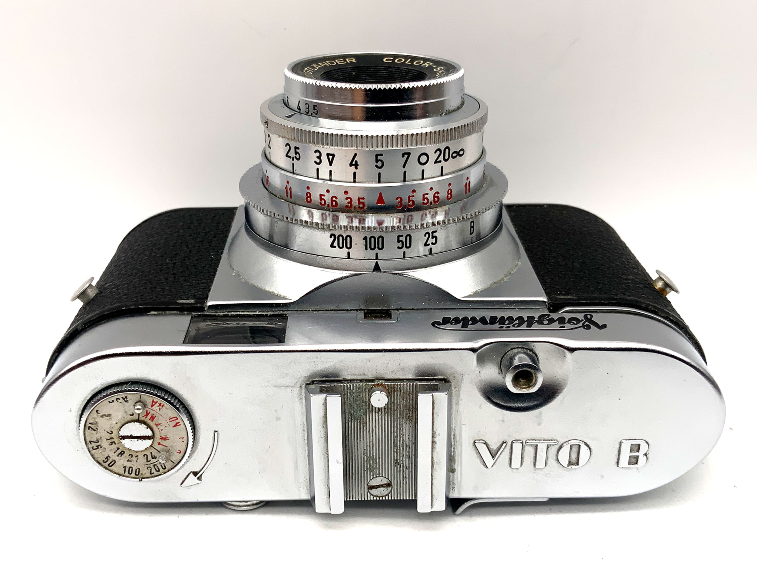 Voigtländer Vito B viewfinder camera with Color-Skopar 1:3.5/50 Pronto analog camera