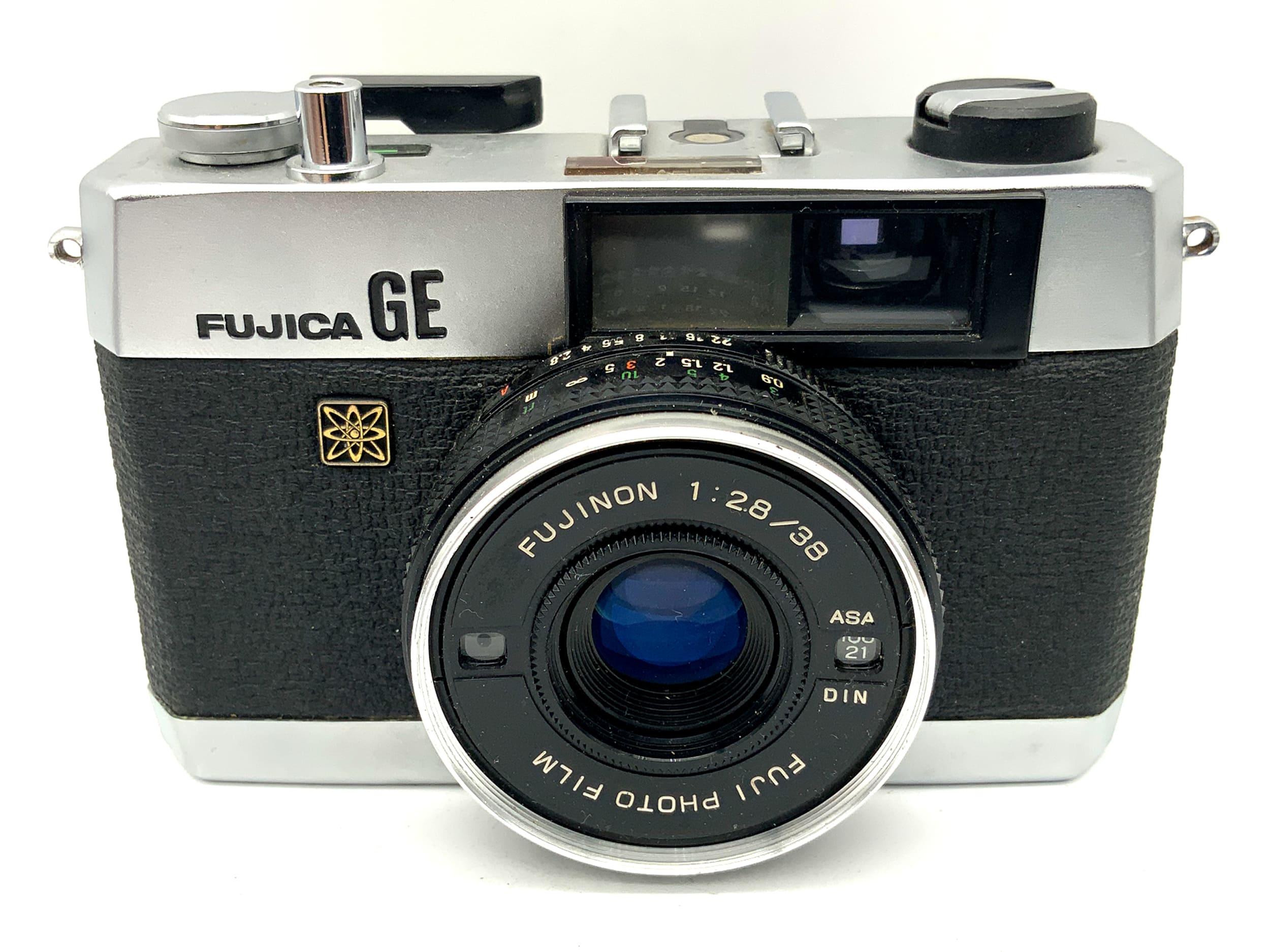 Fujica GE viewfinder camera with Fujinon 1:2.8/38 compact camera analog camera