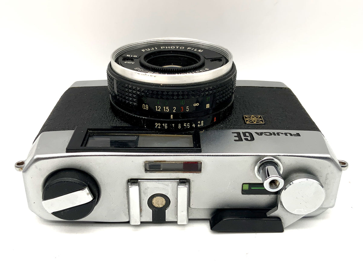 Fujica GE viewfinder camera with Fujinon 1:2.8/38 compact camera analog camera
