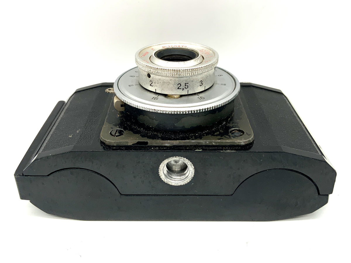 Smena 2 viewfinder camera with T-22 1:4.5 F=4cm USSR compact camera analog camera
