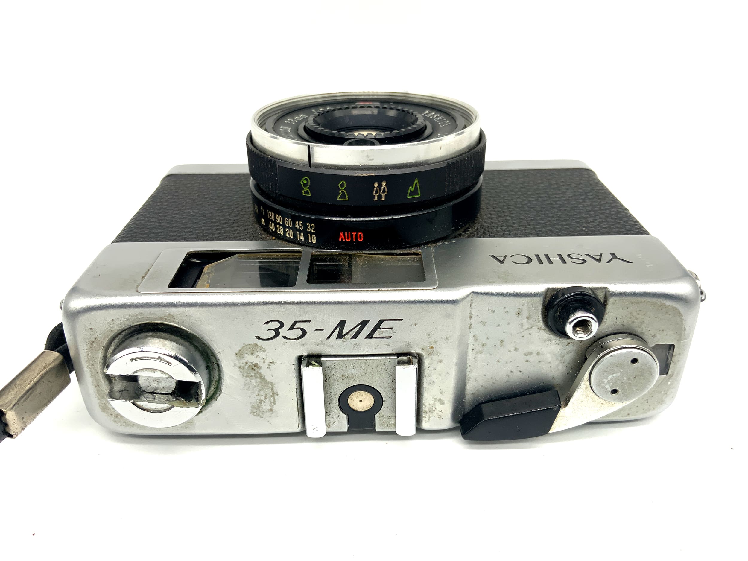 Yashica 35-ME Sucherkamera mit Yashinon 38mm 1:2.8 Kompaktkamera Analogkamera