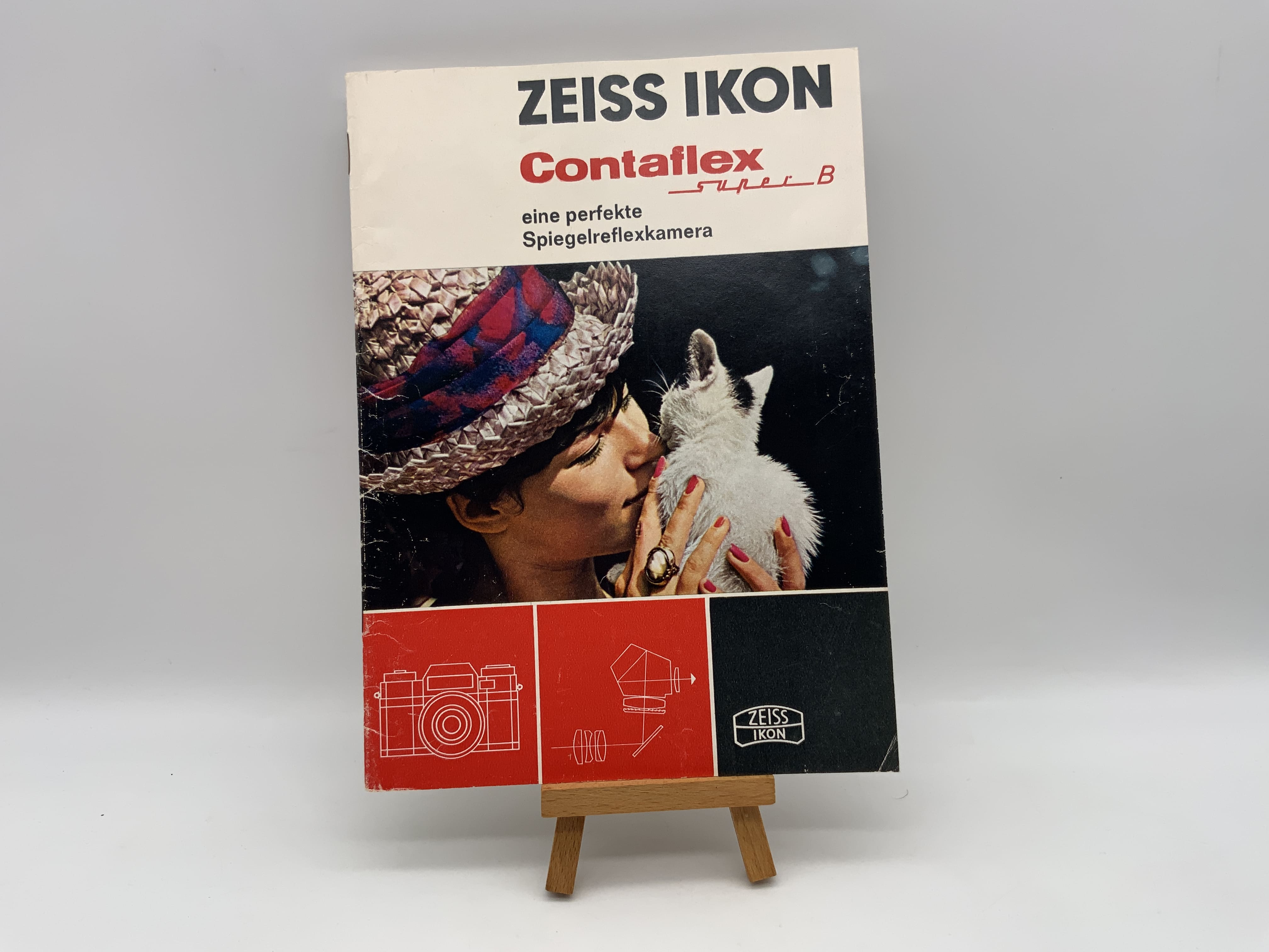 Zeiss Ikon Contaflex Super B: A perfect SLR camera (brochure, German)