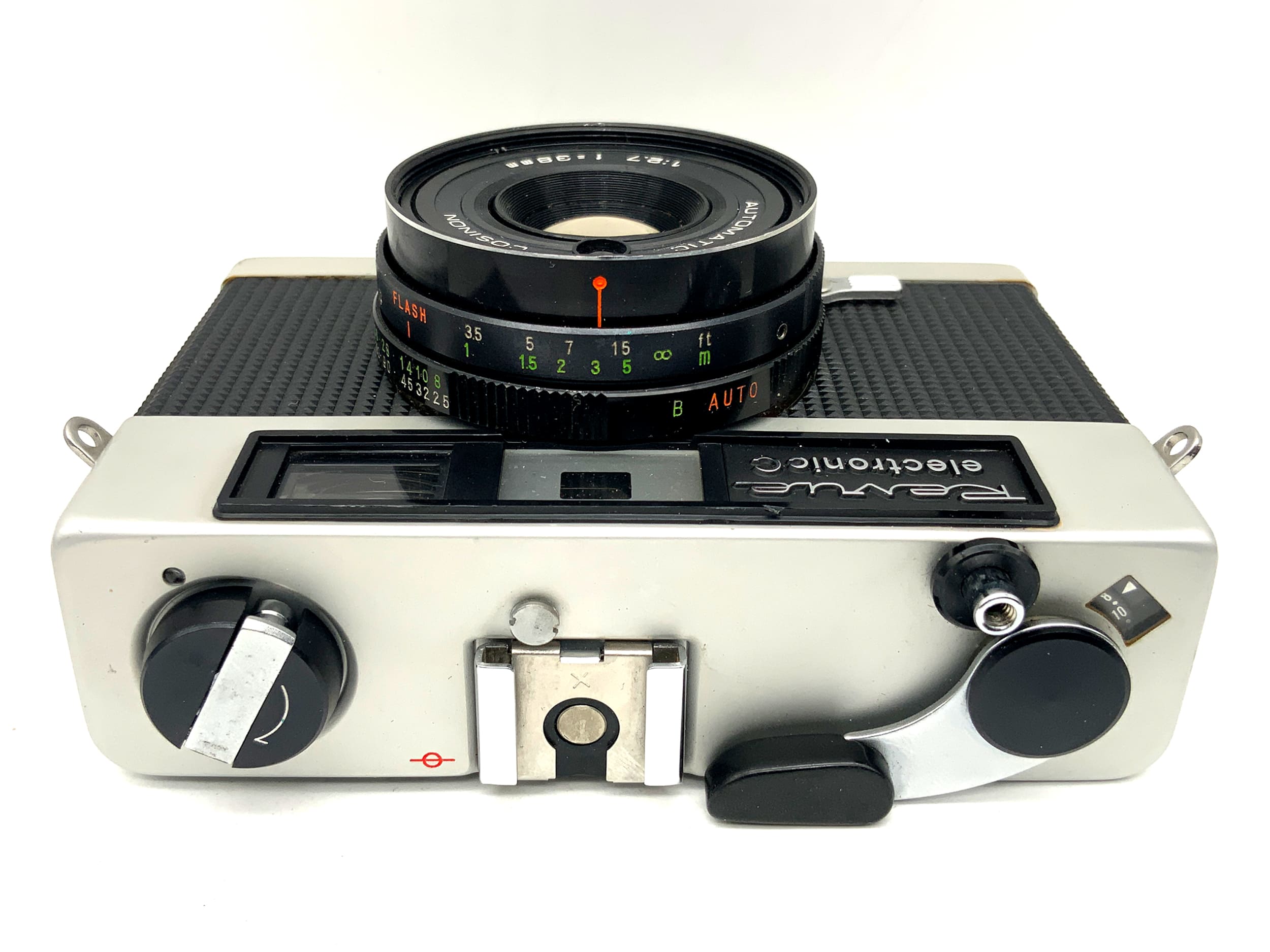 Revue electronic C viewfinder camera with Automatic Cosinon 1:2.7/38mm analog camera