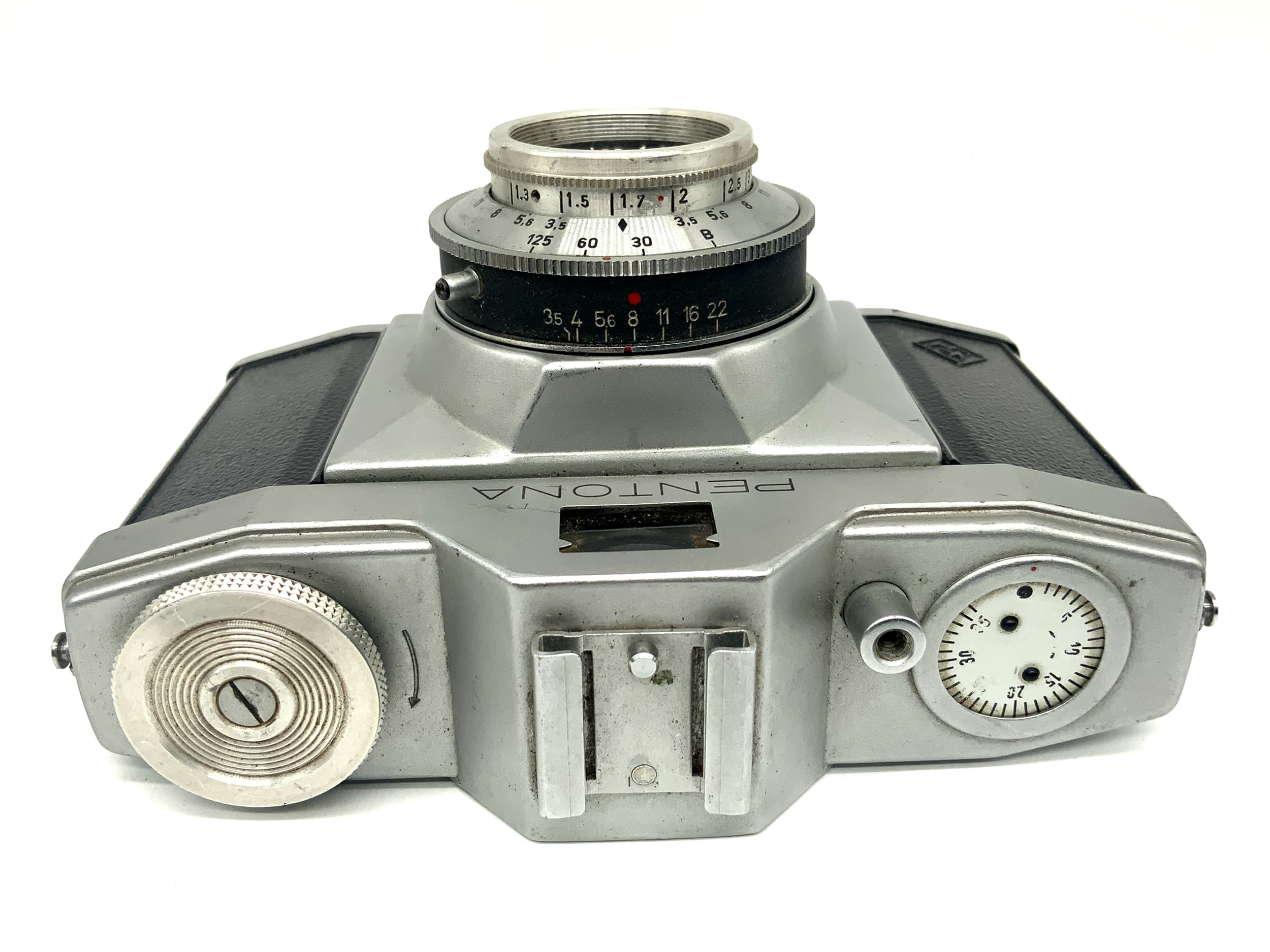 Pentacon Pentona Sucherkamera mit Trioplan 45mm 1:3.5 red V Priomat Analogkamera