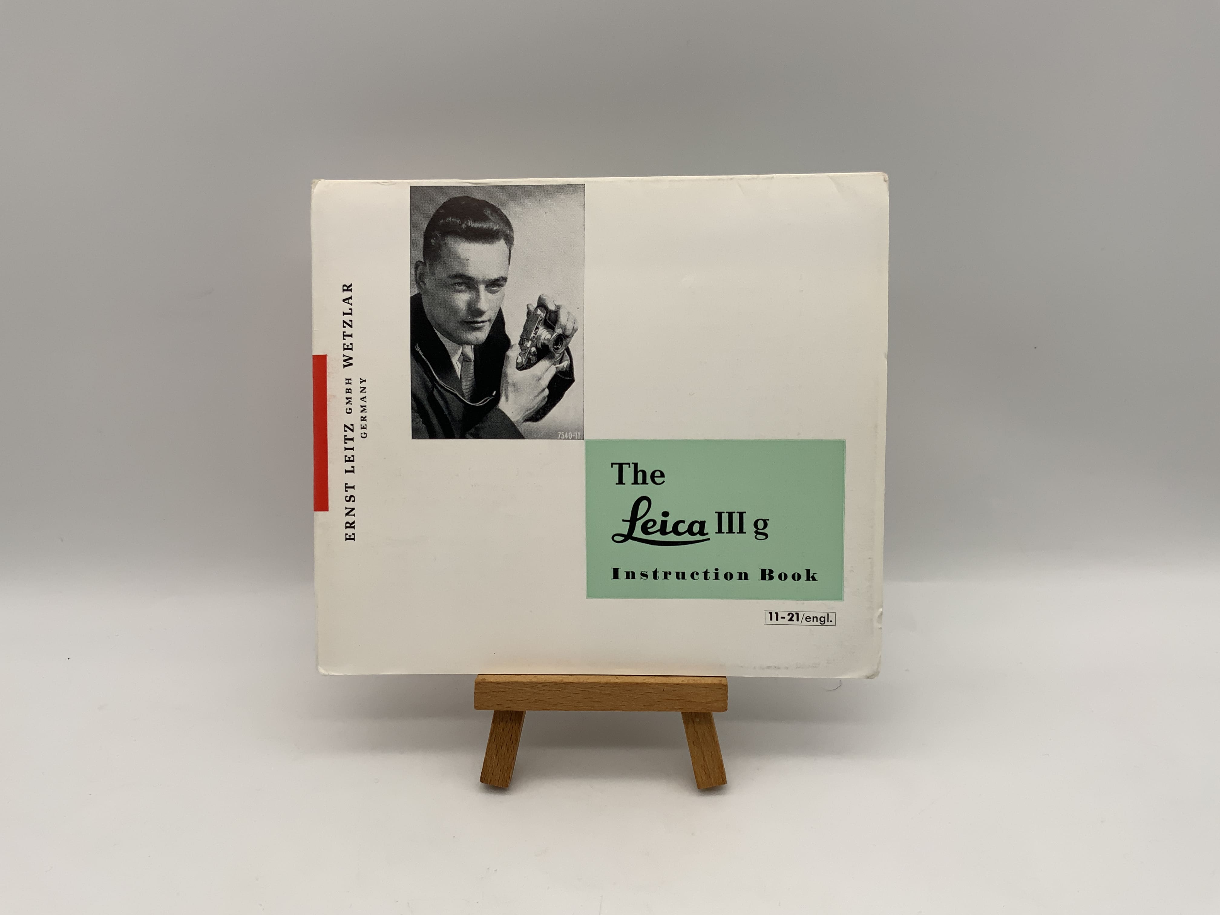 Leica IIIg The Leica IIIg Instruction Book (11-21) Operating Instructions English