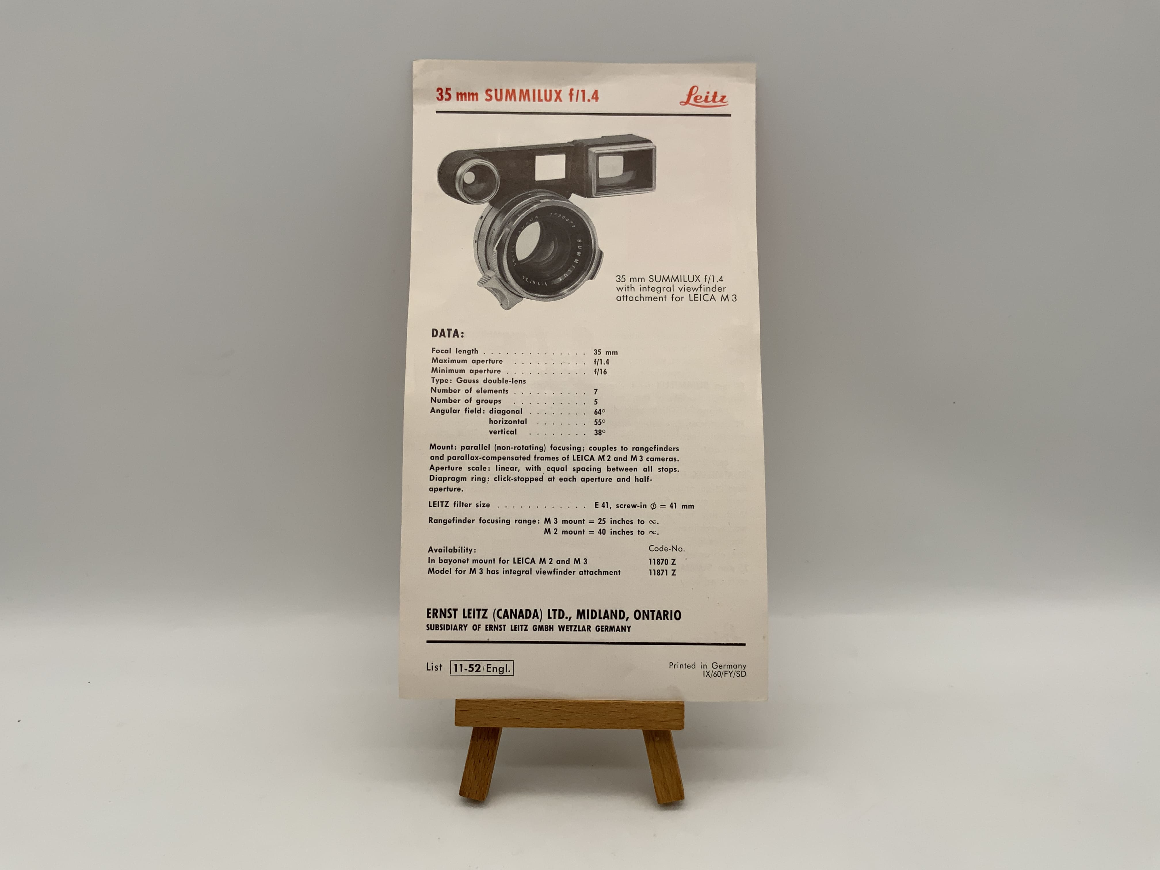 Leitz Summilux 1:1.4 35mm brochure (English)