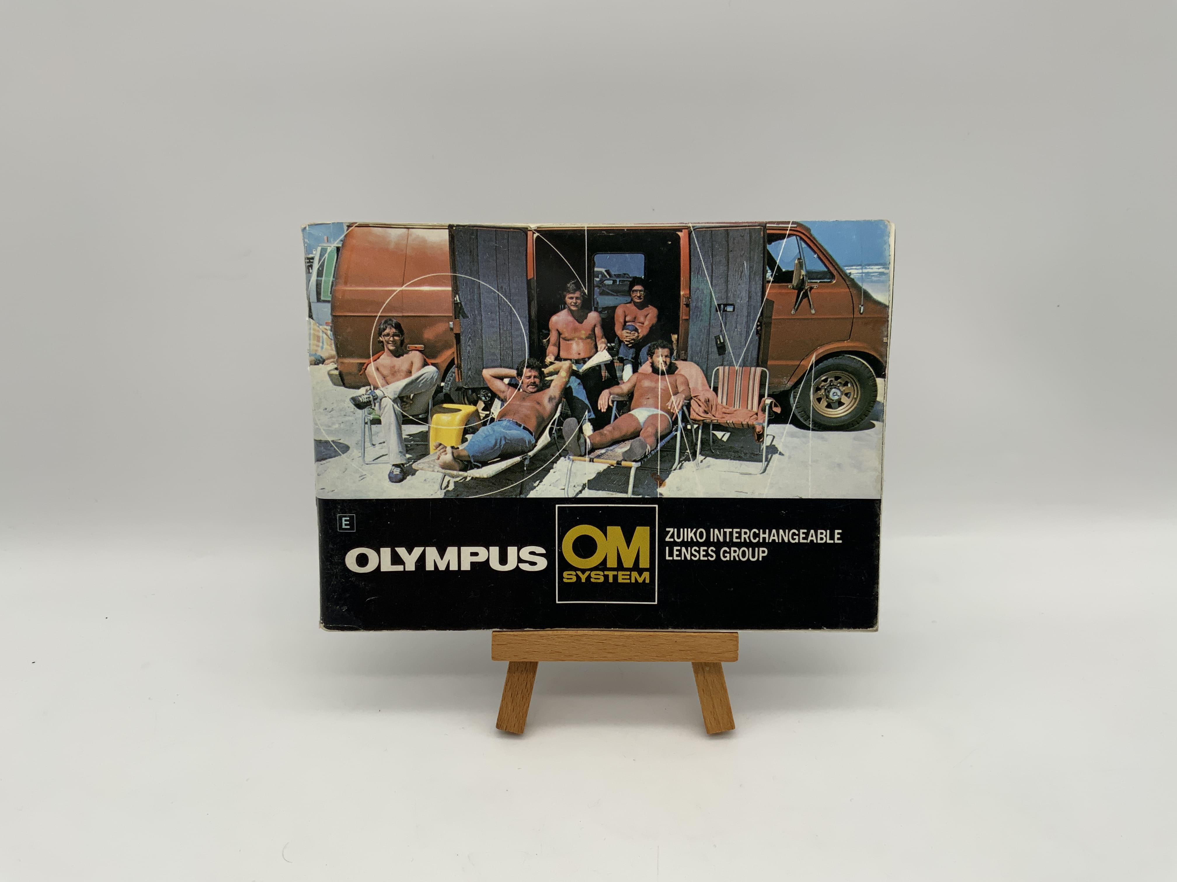 Olympus Zuiko Interchangeable Lenses Group Brochure (English)