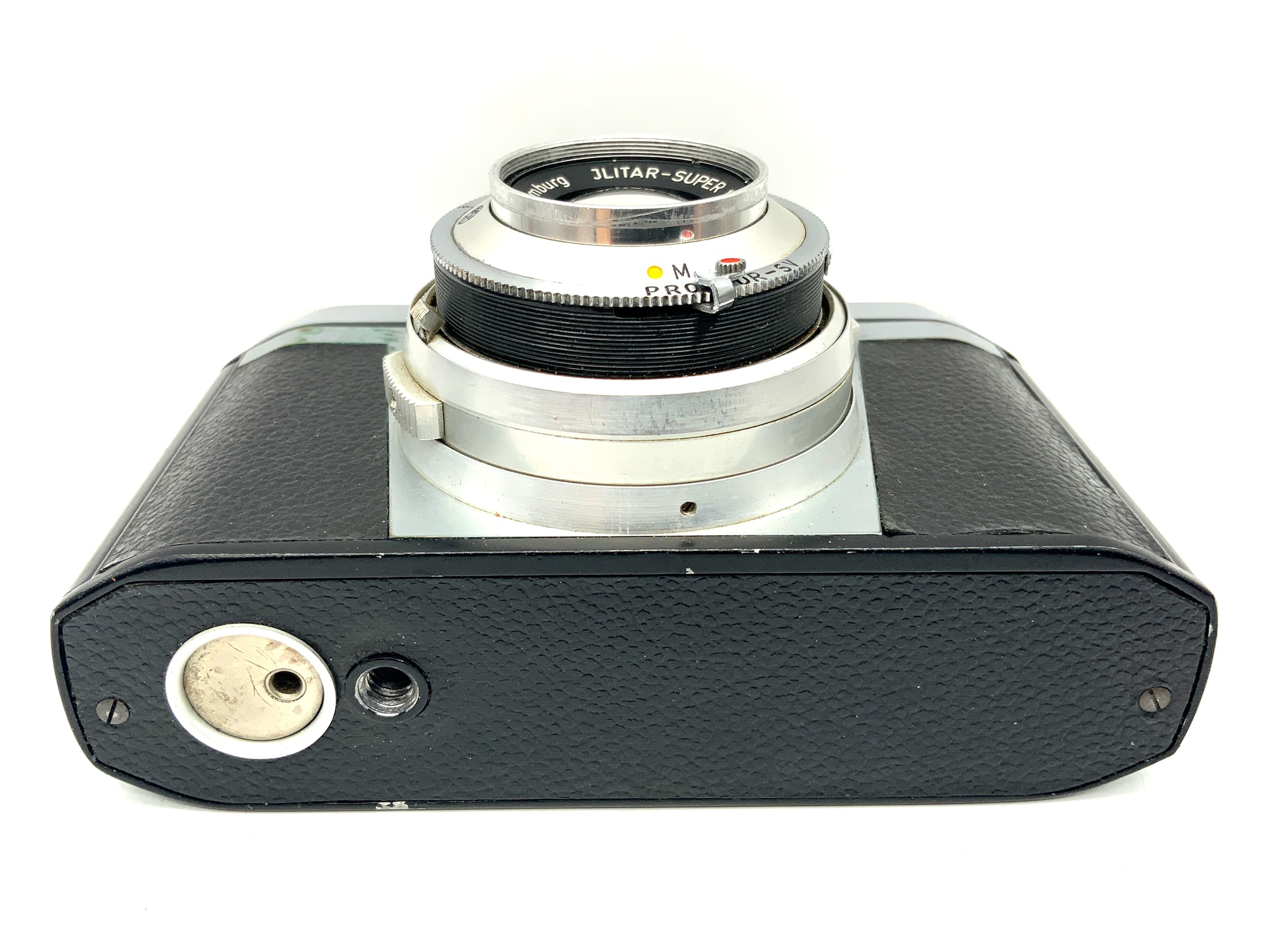 Iloca Quick-B viewfinder camera with Ilitar-Super 1:2.8/50 red V Prontor-SV