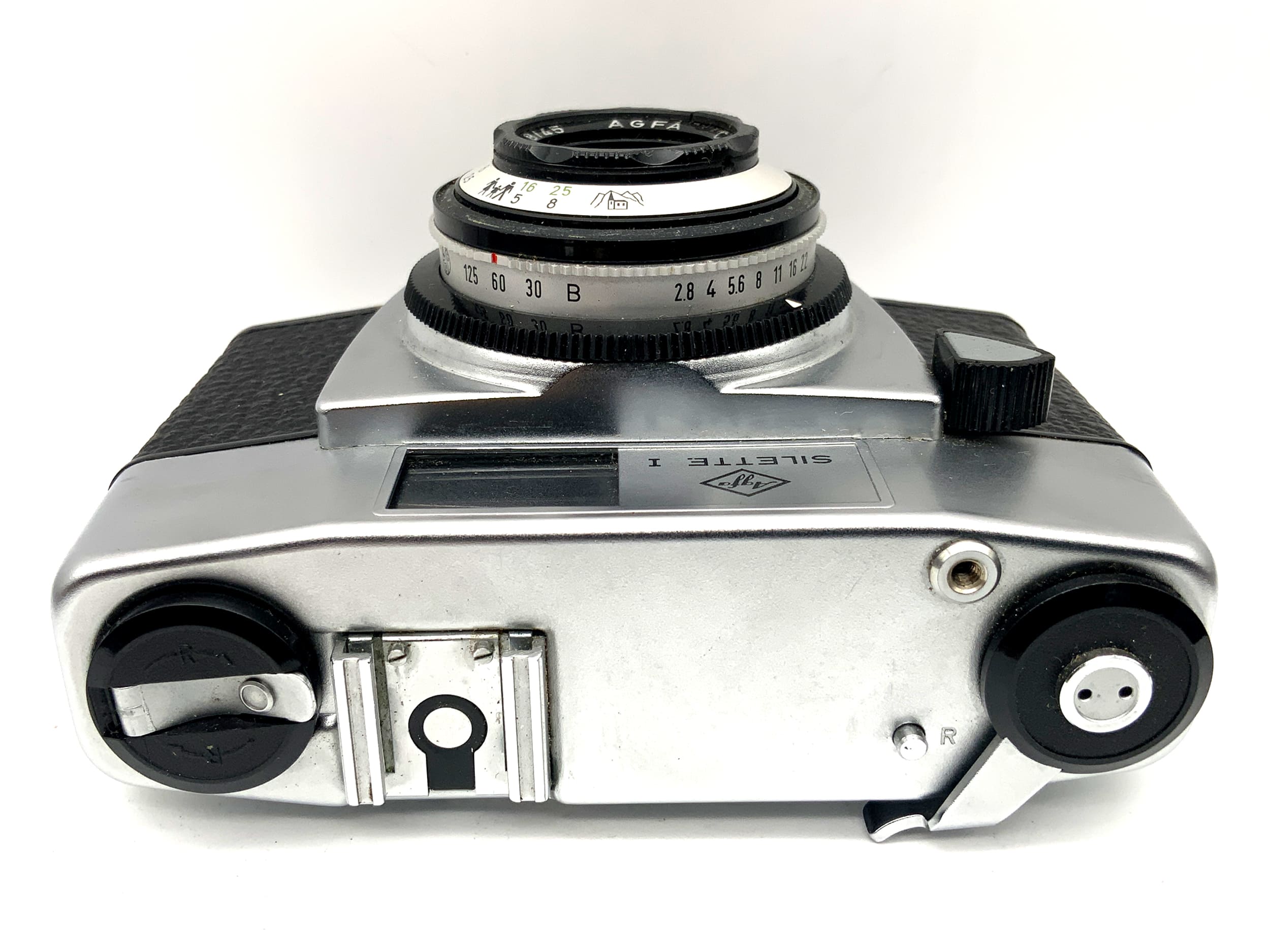 Agfa Silette I viewfinder camera with Color-Agnar 1:2.8/45 compact camera analog camera