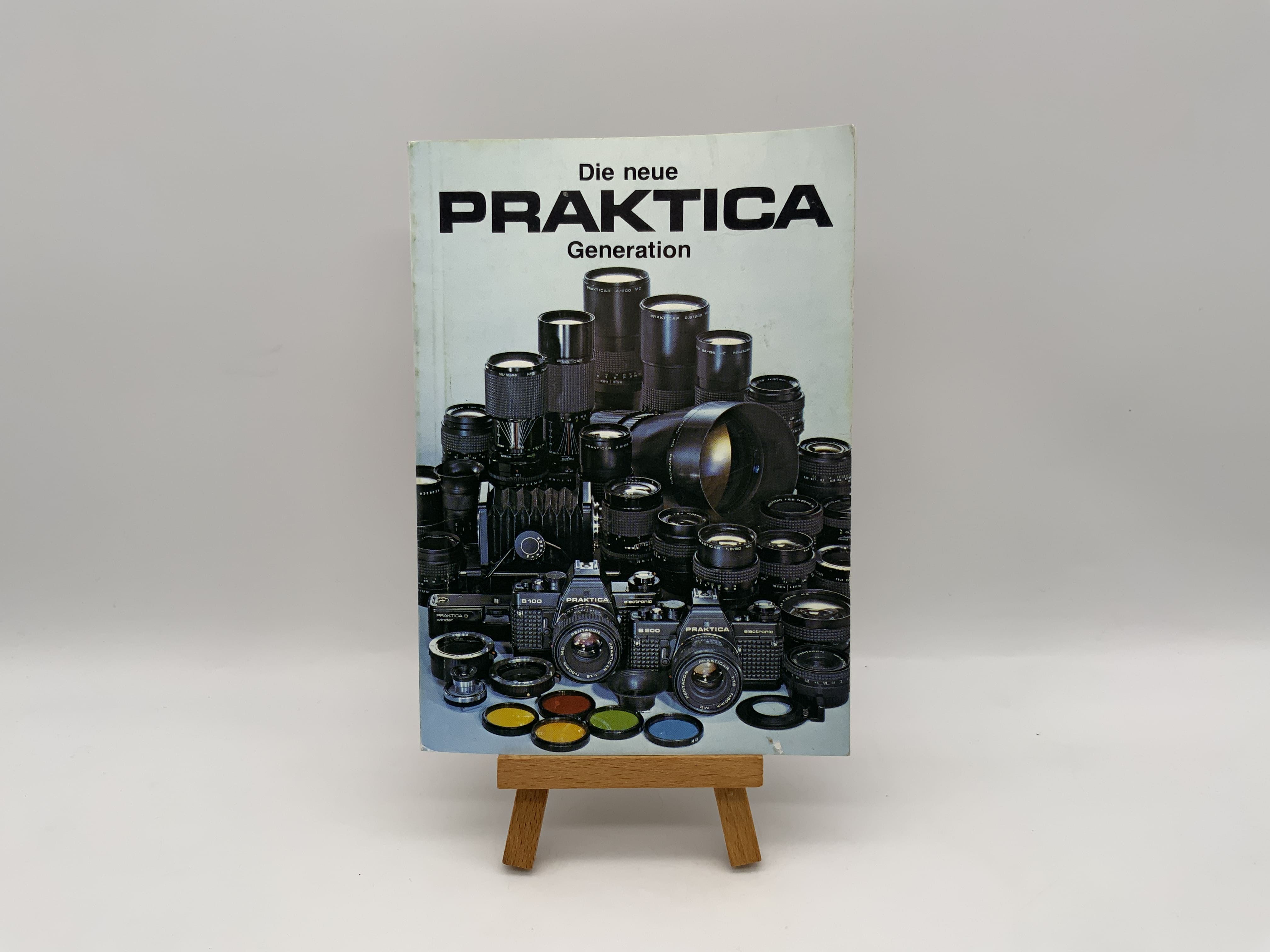 Pentacon The new Praktica generation brochure (German)