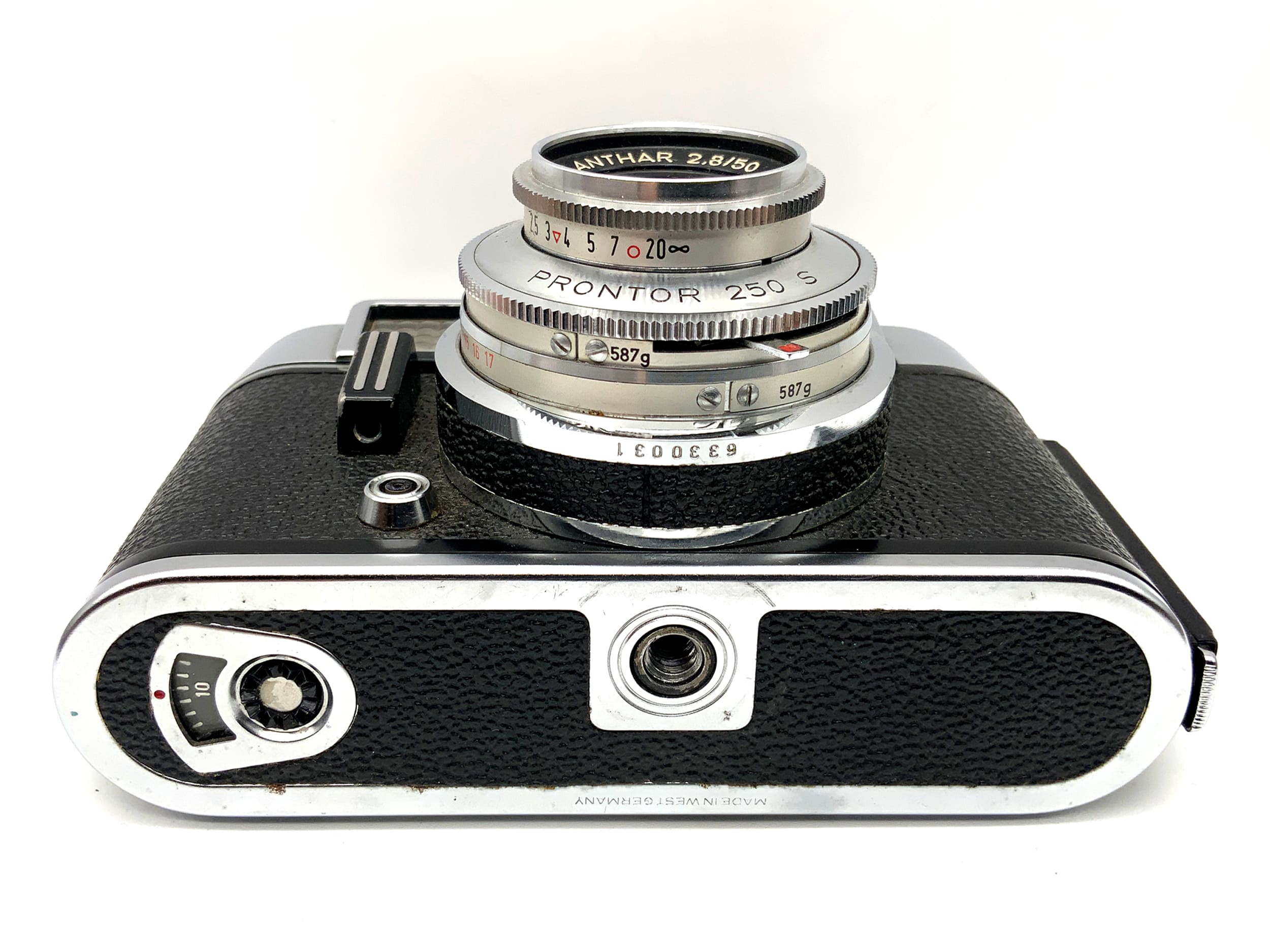 Voigtländer Vito CD viewfinder camera with Lanthar 2.8/50 Prontor 250 S lens! Light meter defective!