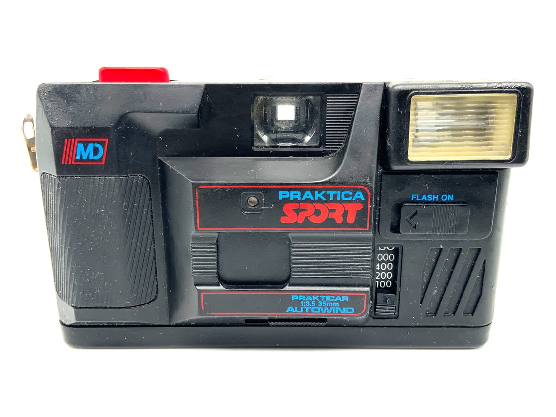 PRAKTICA Sport Point&Shoot mit Prakticar 35mm 1:3.5 Autowind Analogkamera