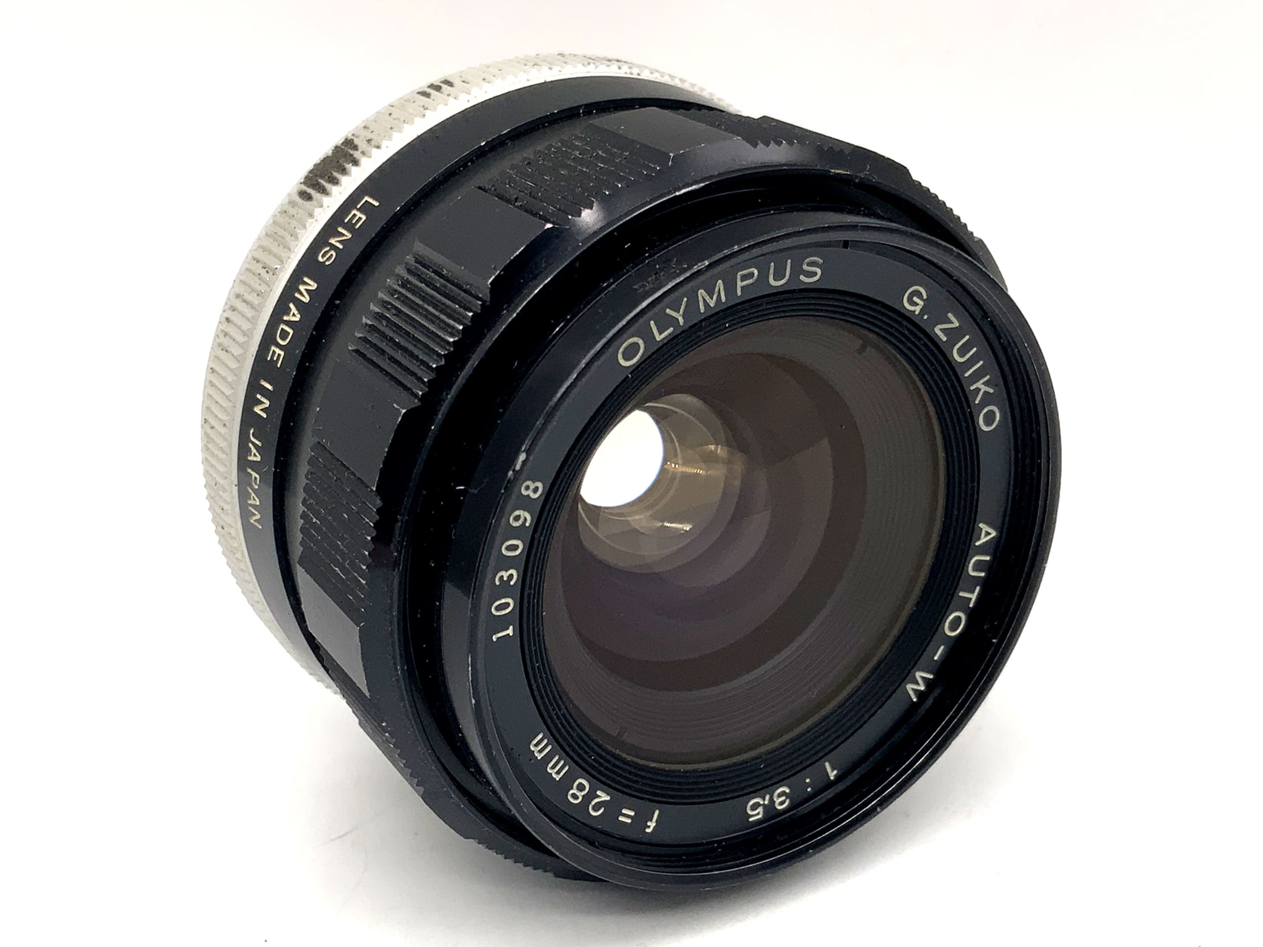 Olympus 28mm 1:3.5 lens G.Zuiko Auto-W prime lens (M42)