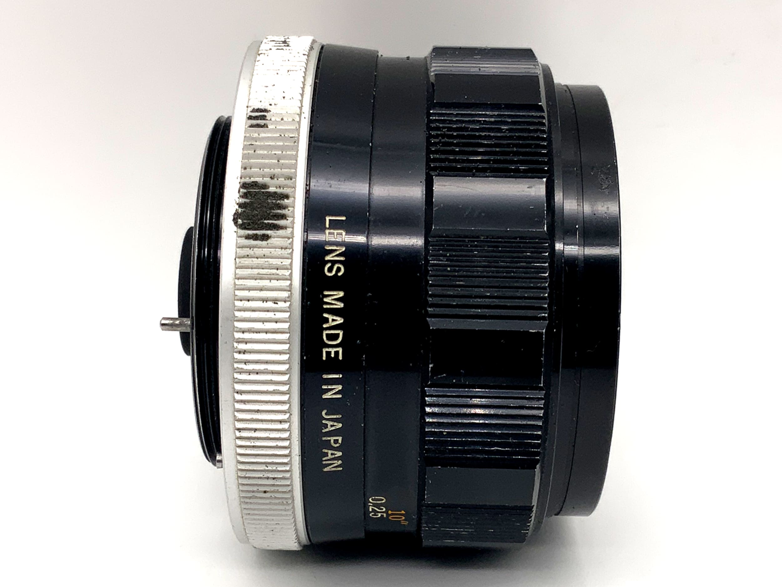 Olympus 28mm 1:3.5 lens G.Zuiko Auto-W prime lens (M42)