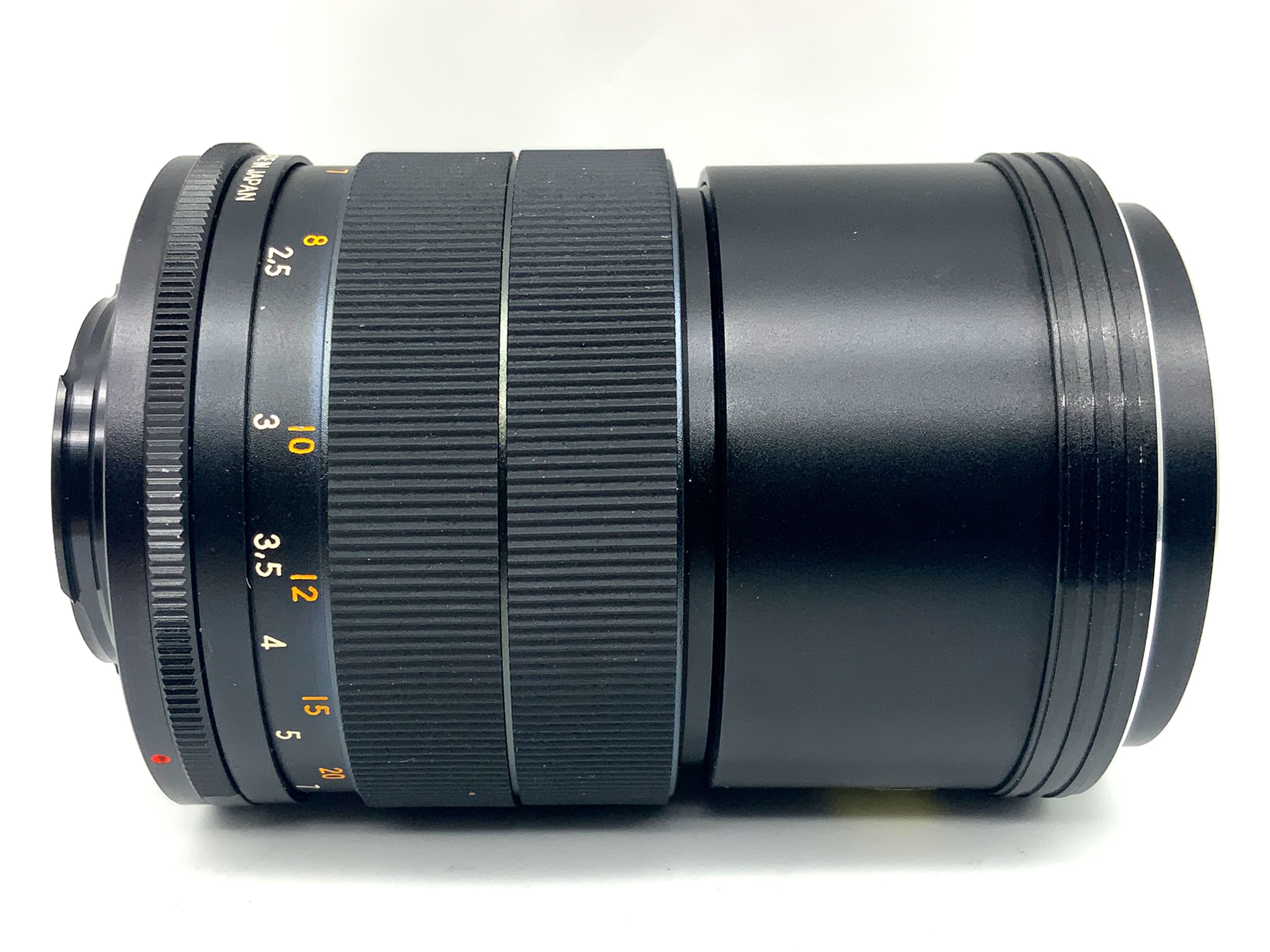 Tokyo Kogaku 135mm 1:3.5 lens RE Auto Topcor fixed focal length (Topcon)