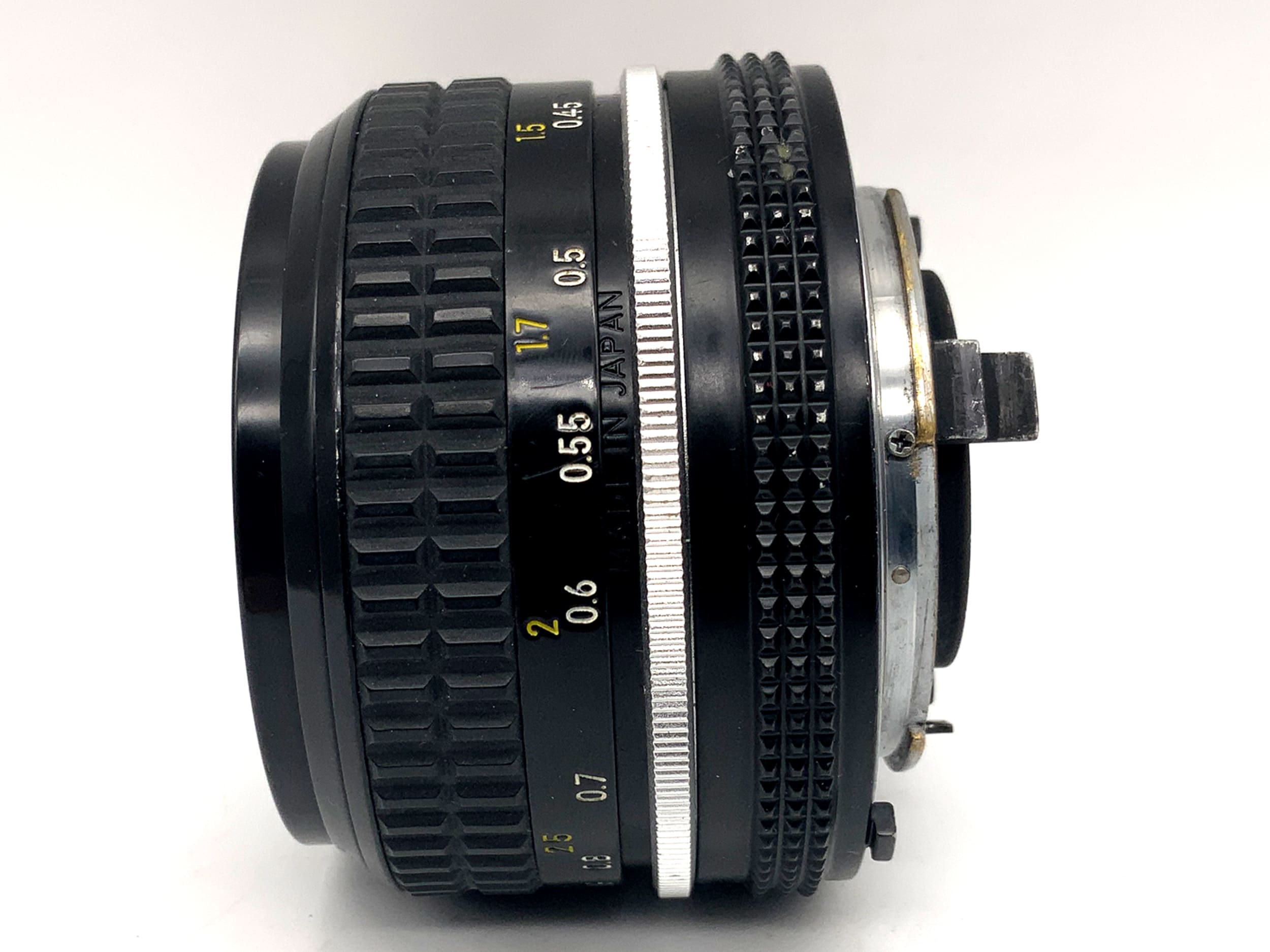 Nikon 50mm 1:2 lens Ai Nikkor prime lens (Nikon F)
