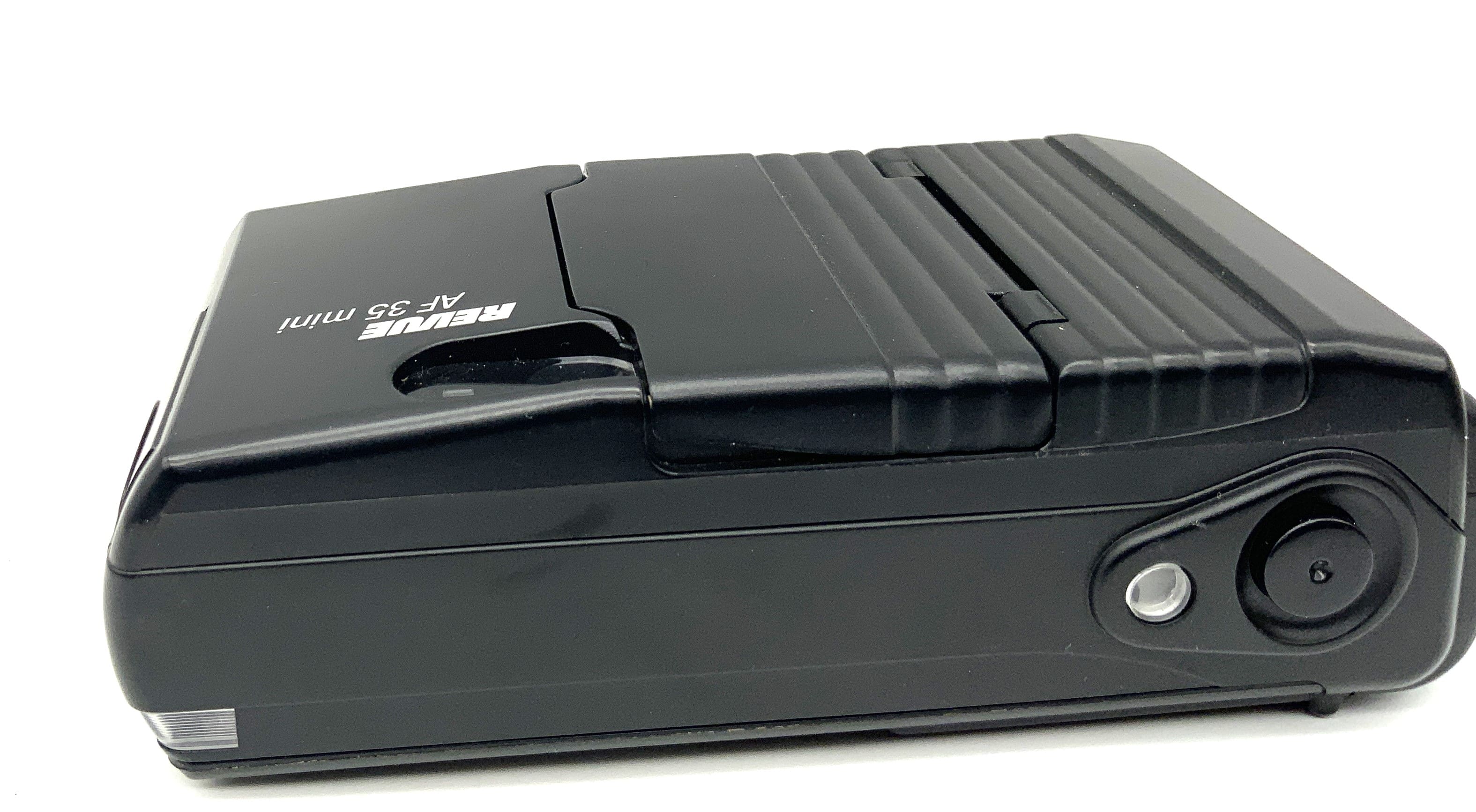 Revue AF 35 mini Point&amp;Shoot with 1:3.9 DX 35mm compact camera analogue camera