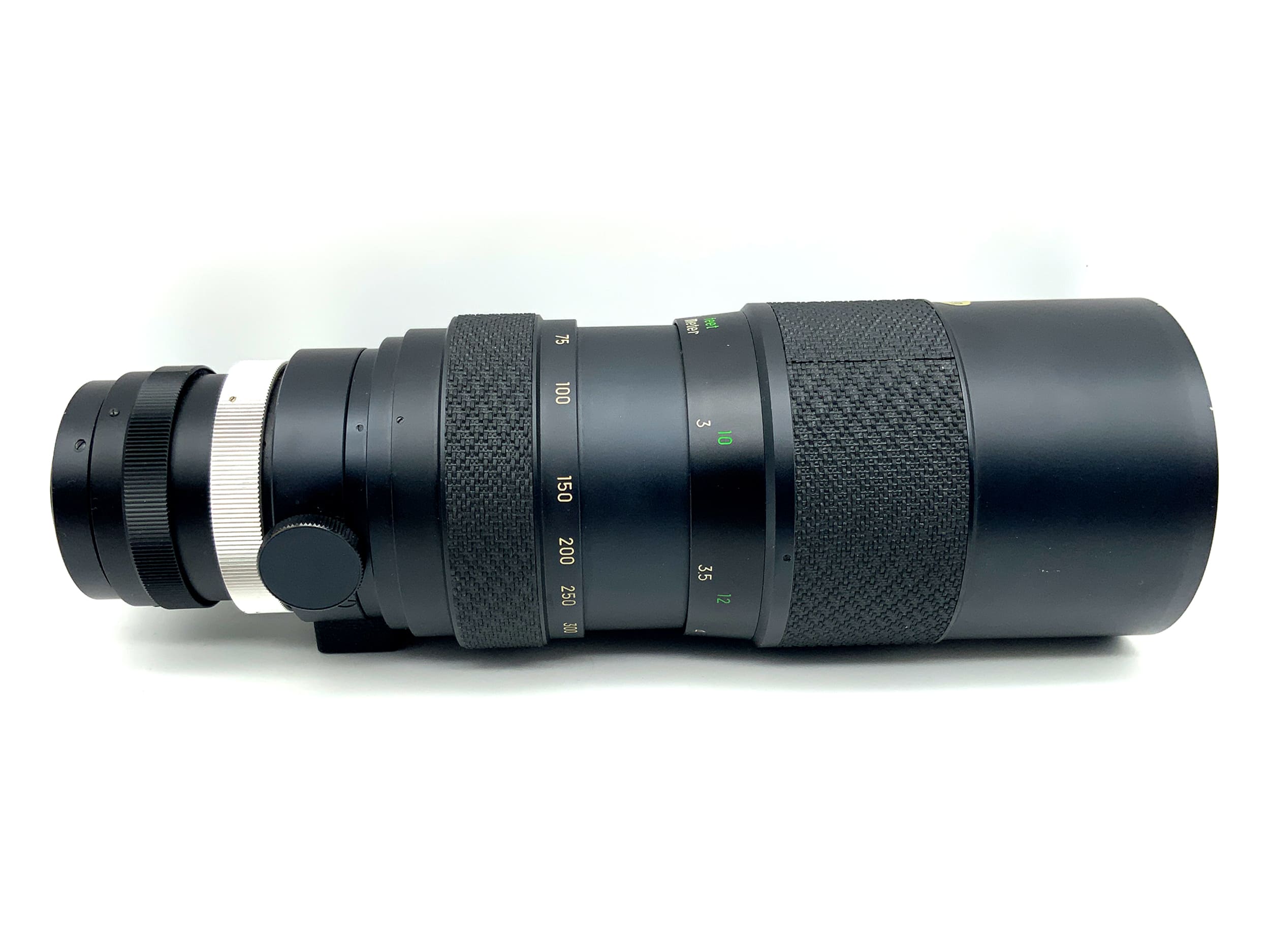 Petri 55-300mm 1:4.5 lens red CC Auto Zoom Zoom lens (M42)