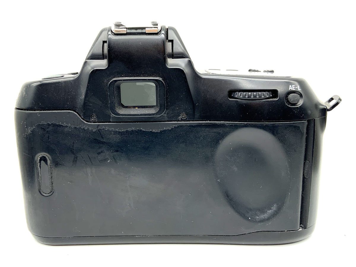 Nikon F70 SLR 35mm analog SLR camera body (Nikon AF)