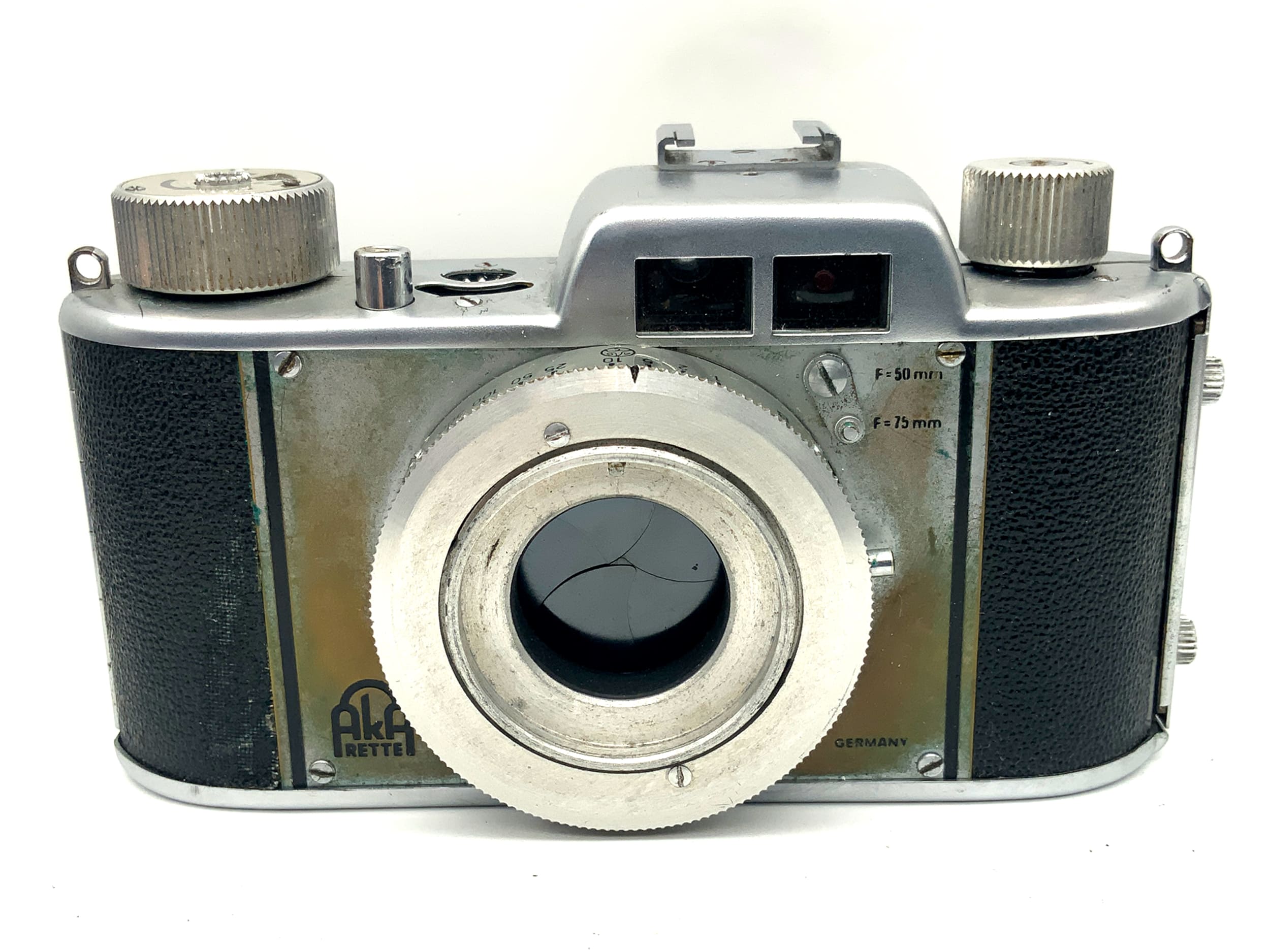 AkA Akarette viewfinder camera with compact camera analog camera