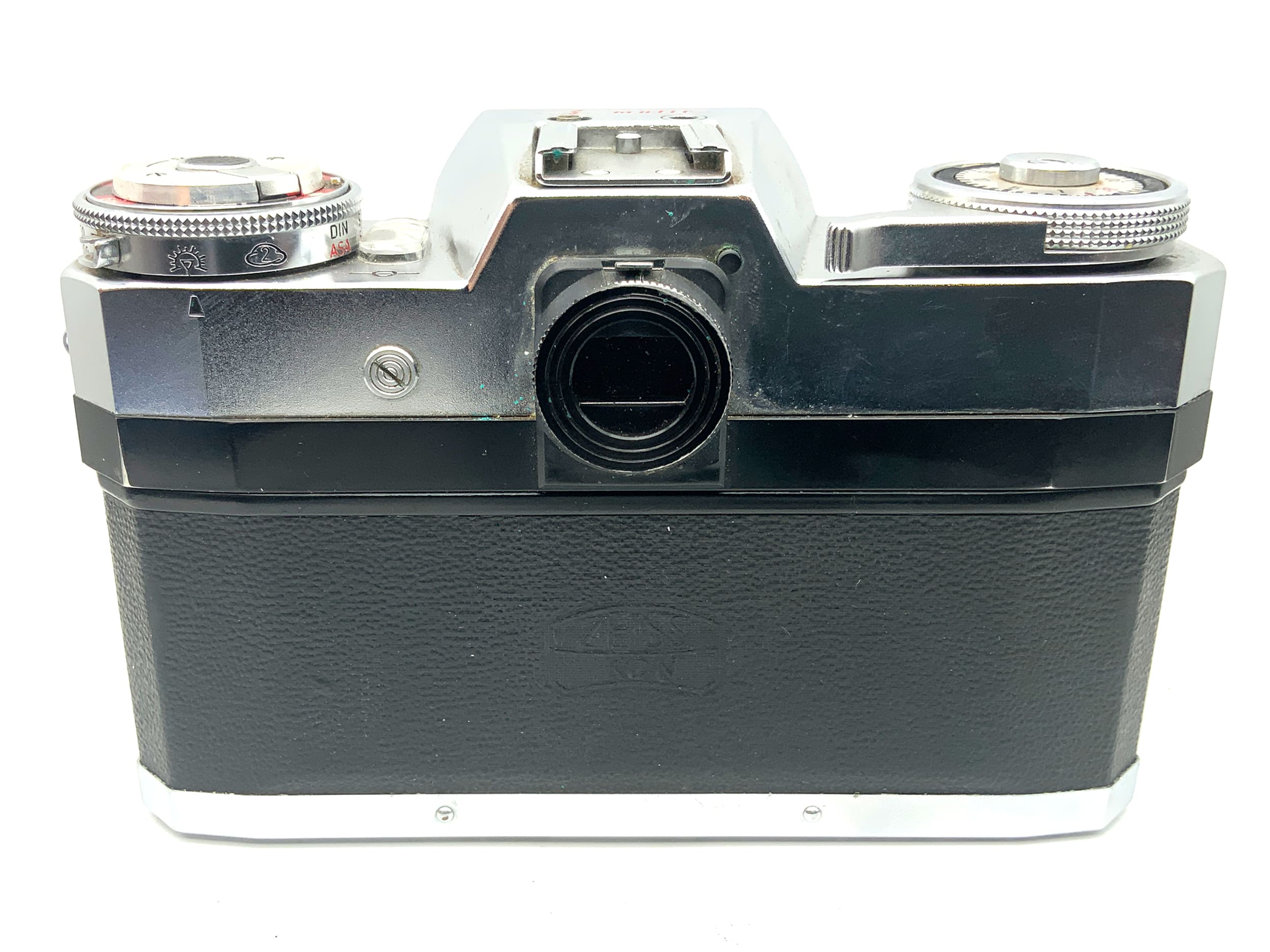 Zeiss Ikon Contaflex SLR with Tessar 2.8/50 Synchro-Compur-X 35mm SLR analog body