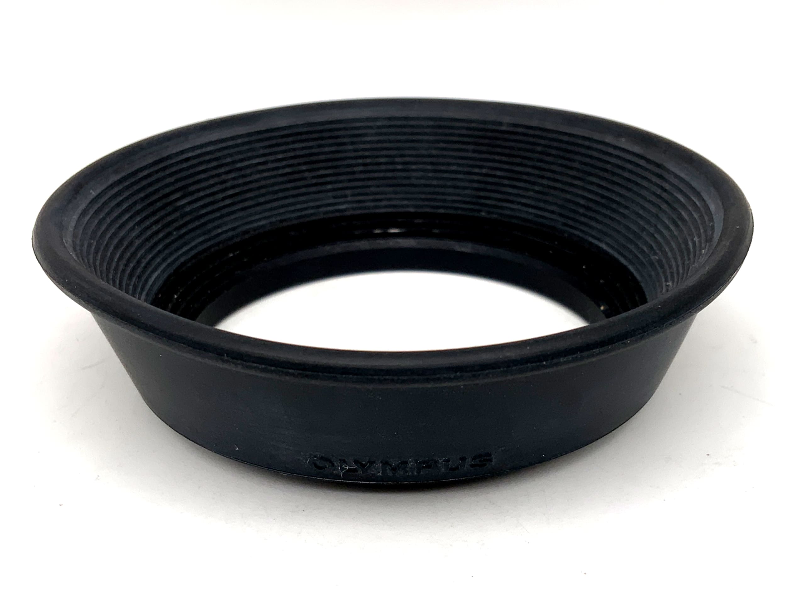 Olympus 28mm F2.8 lens hood