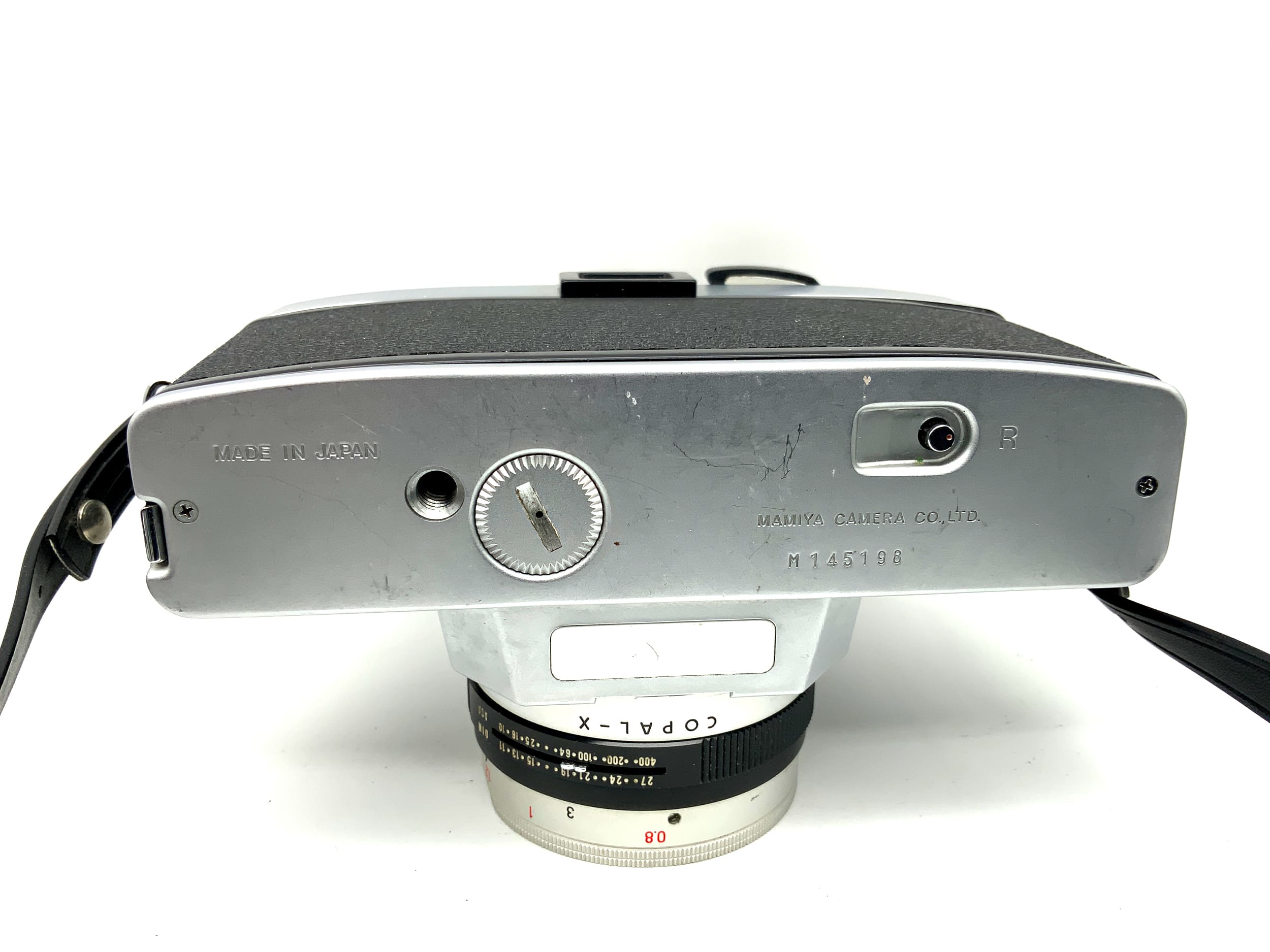 Mamiya 528 TL SLR with Mamiya Sekor1:2.8/48 35mm SLR analog body