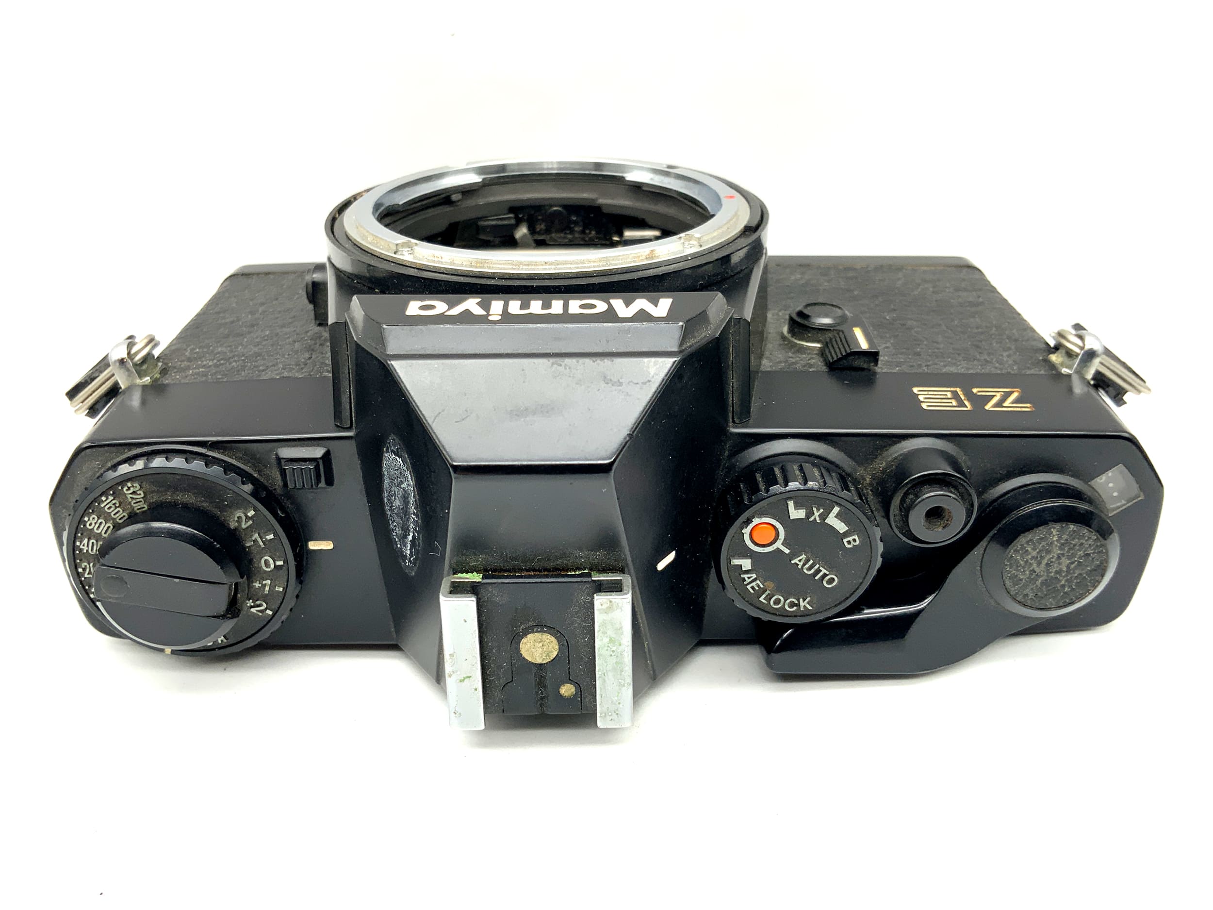 Mamiya ZE Quartz SLR 35mm analog SLR camera body (Mamiya ZE)