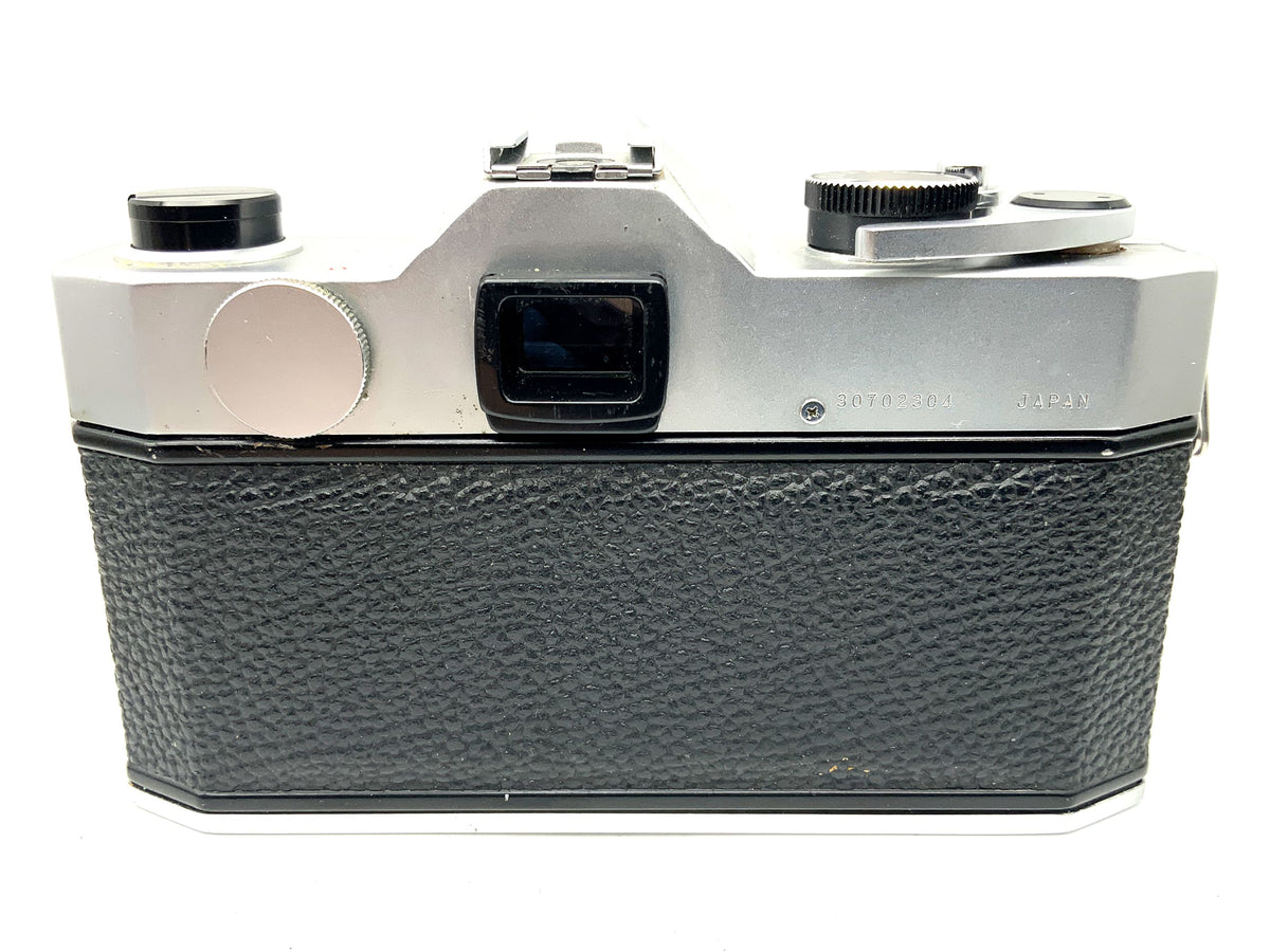 Yashica TL-Electro SLR 35mm analog SLR camera body (M42)