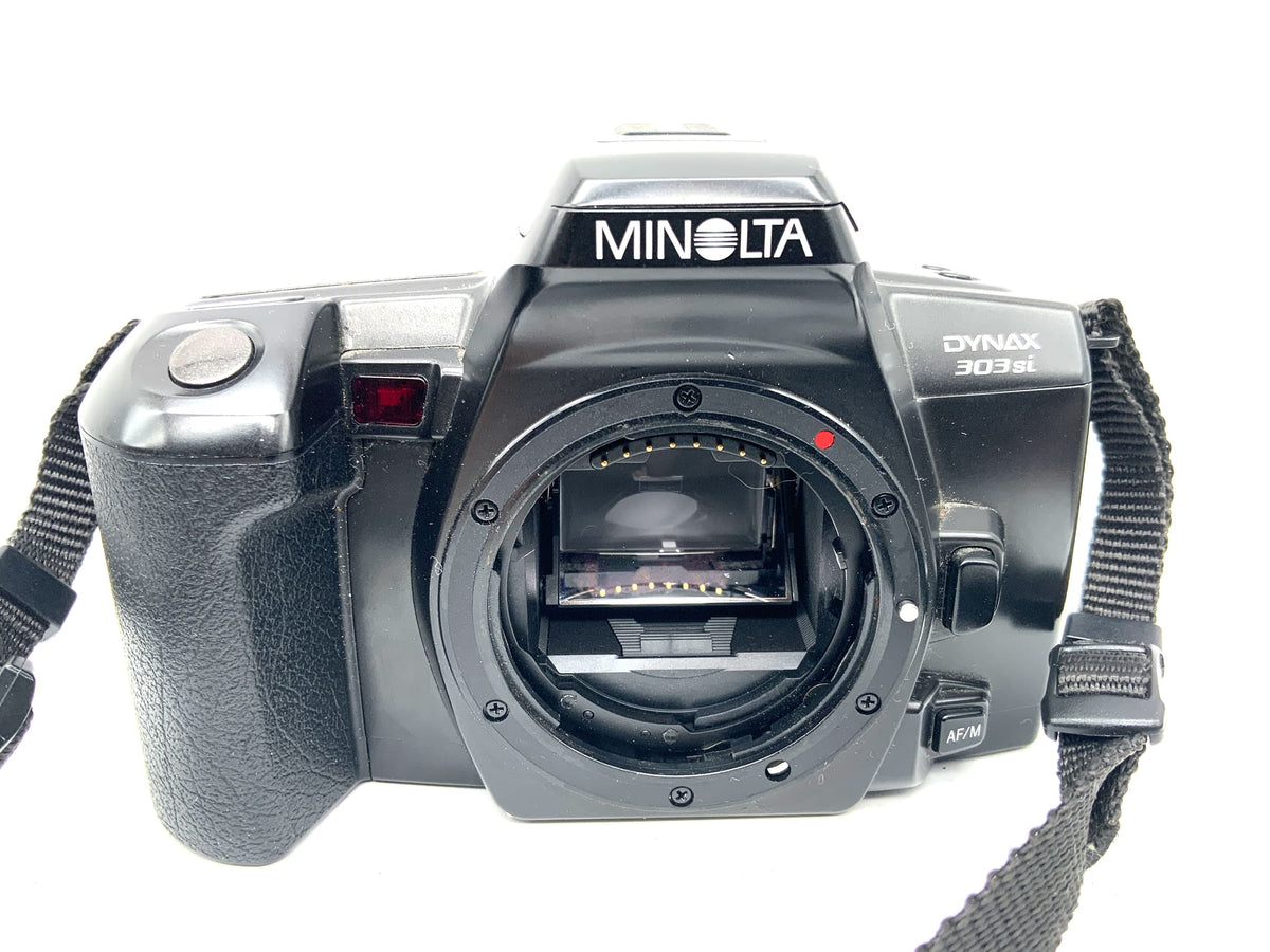 Minolta Dynax 303si SLR AF 35mm SLR analog body (Minolta AF)