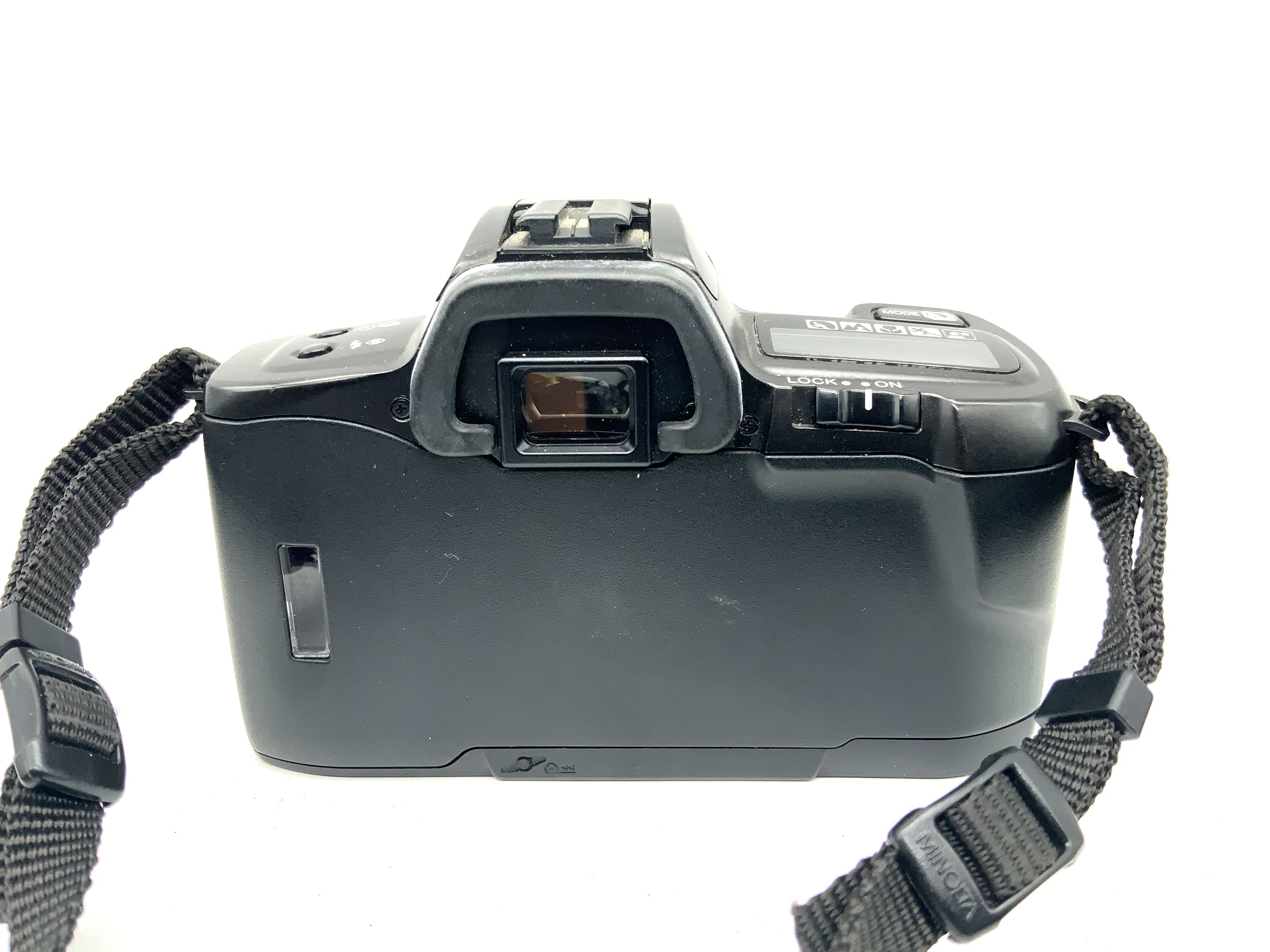 Minolta Dynax 303si SLR AF 35mm SLR analog body (Minolta AF)