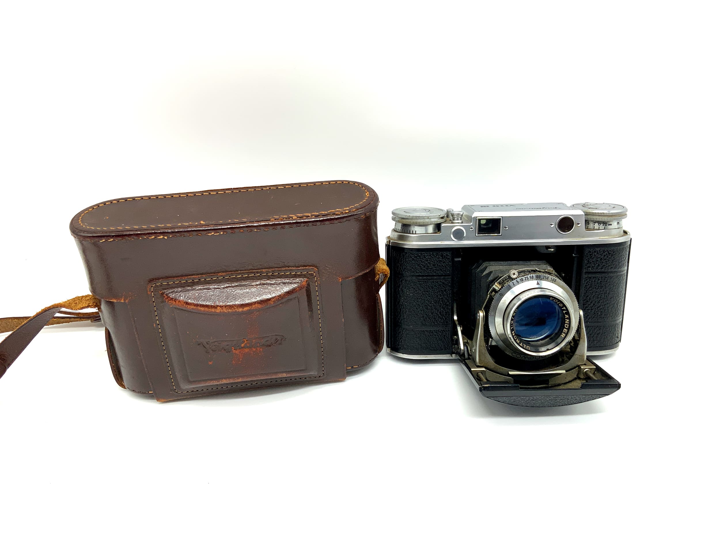 Voigtländer Vito III folding camera with Ultron 1:2 50mm Compur Rapid lens + bag
