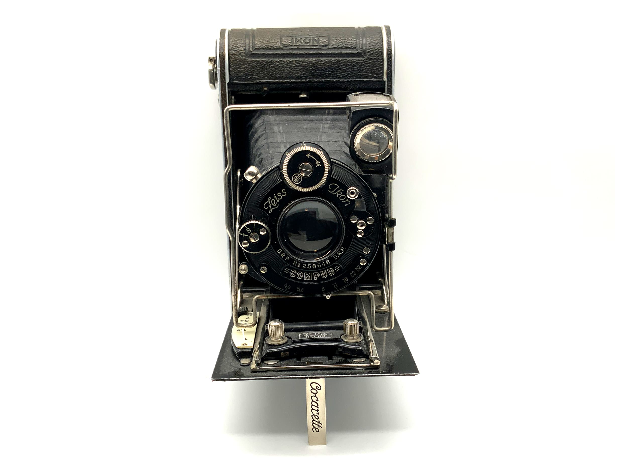 Welta Cocarette folding camera with Novar Anastigmat 1:4.5 75mm Compur analog camera