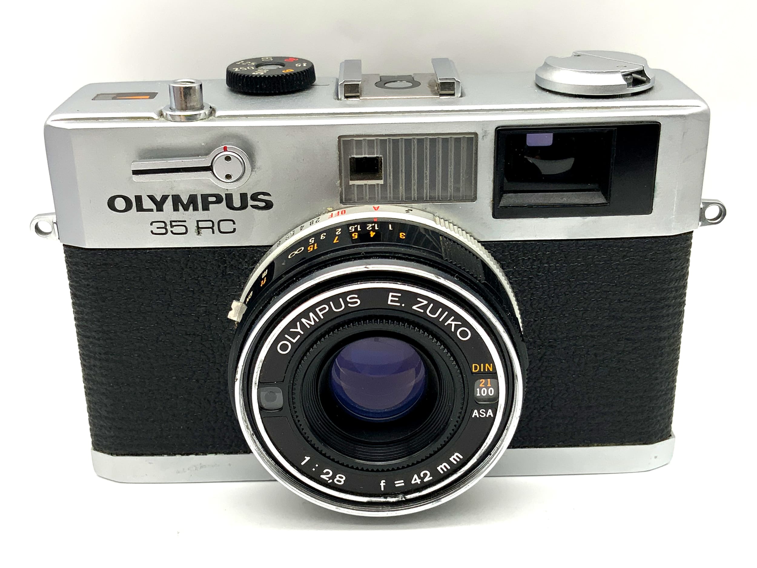 Olympus 35 RC rangefinder camera with E.Zuiko 42mm 1:2.8 rangefinder camera analog camera