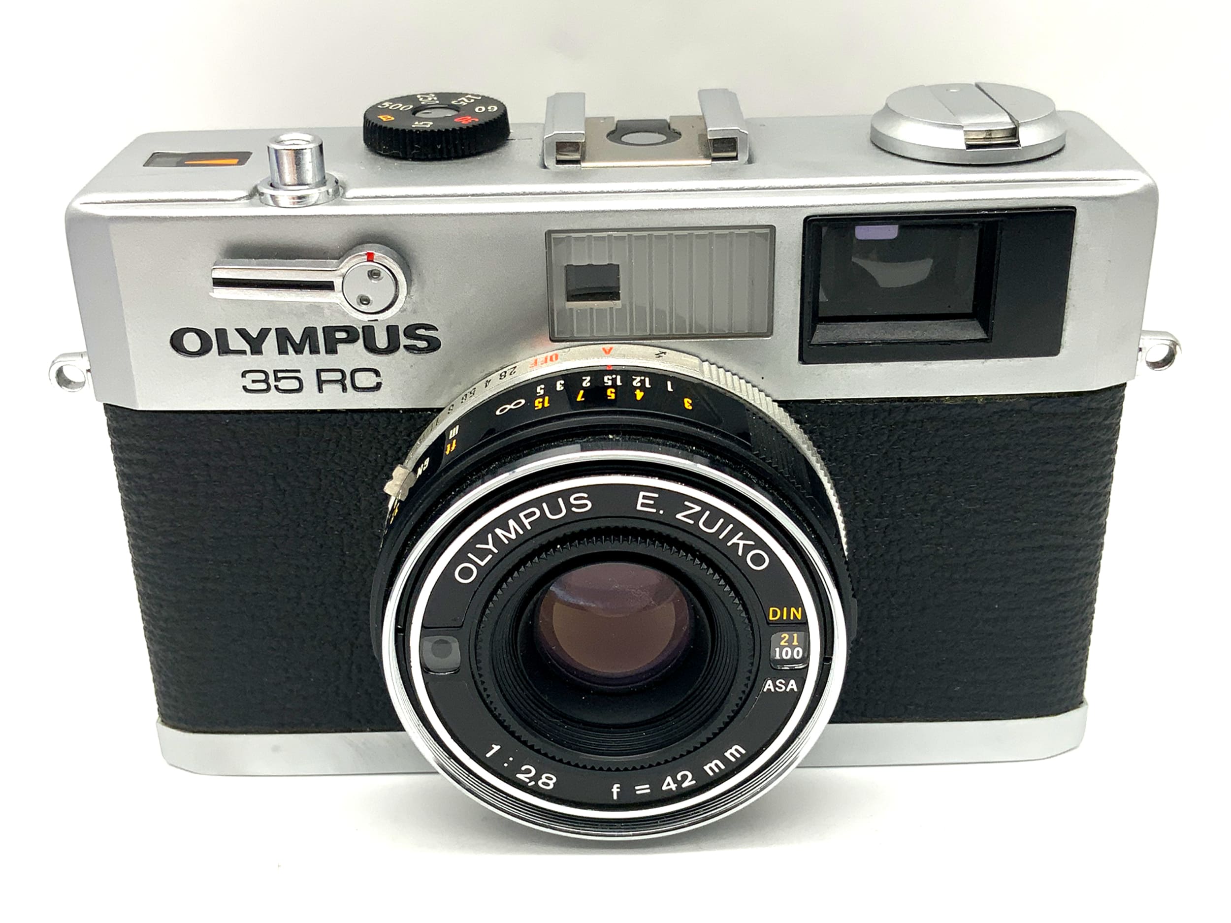 Olympus 35 RC rangefinder camera with E.Zuiko 42mm 1:2.9 rangefinder camera analog camera