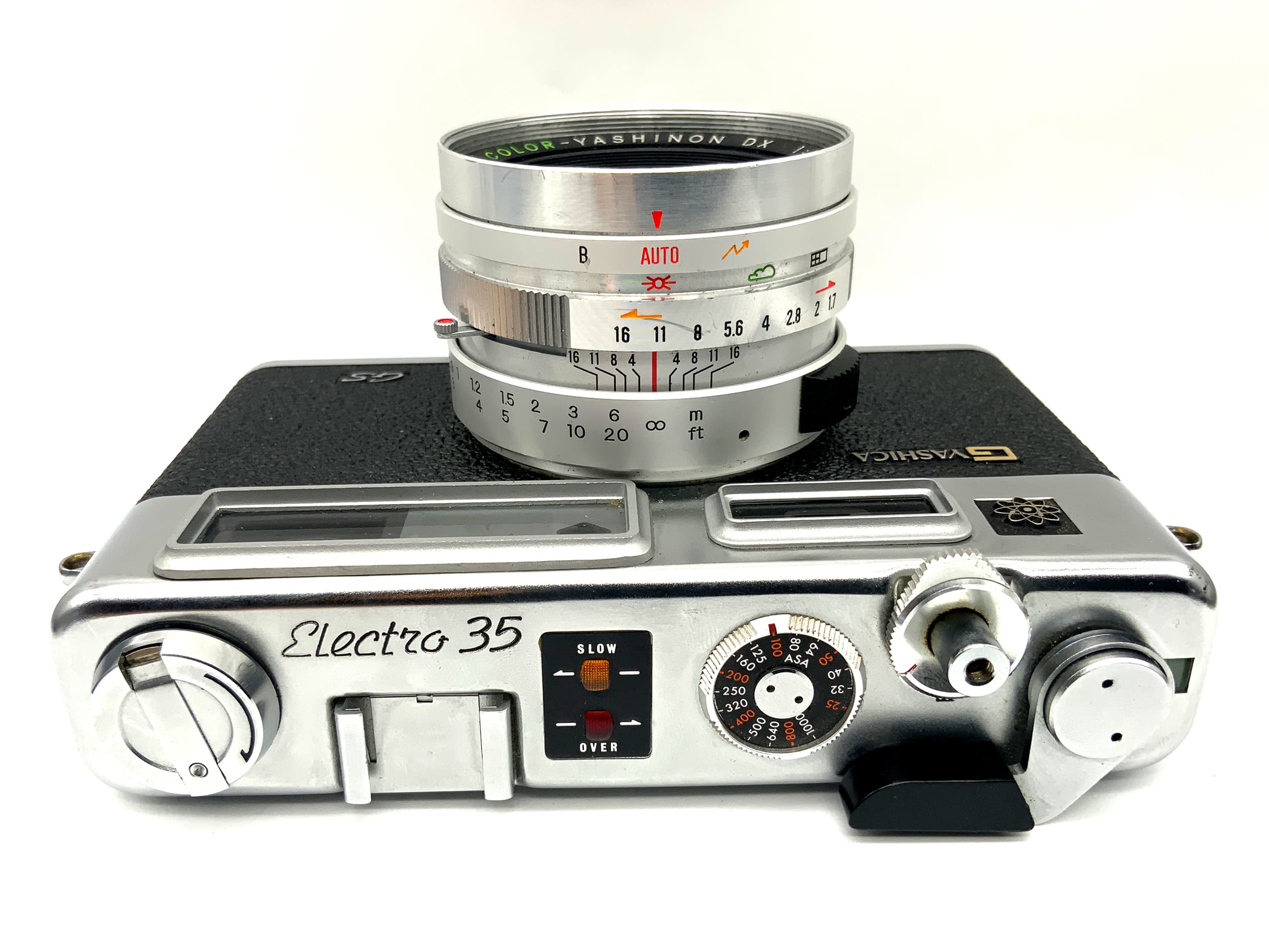 Yashica Electro 35 GS viewfinder camera Color-Yashinon DX 45mm 1:1.7 rangefinder camera