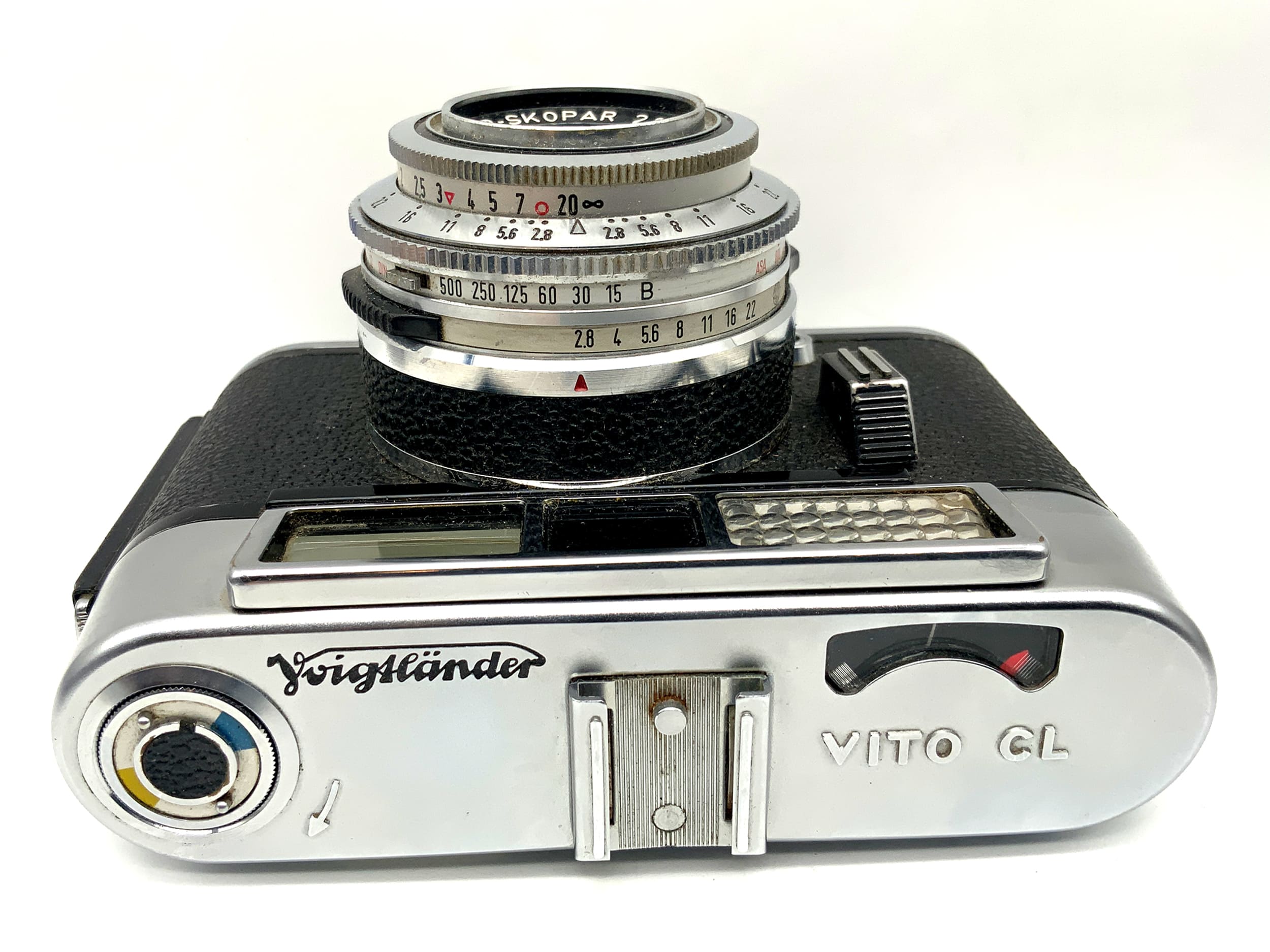 Voigtländer Vito CL viewfinder camera with Color-Skopar 50mm 1:2.8 analog camera