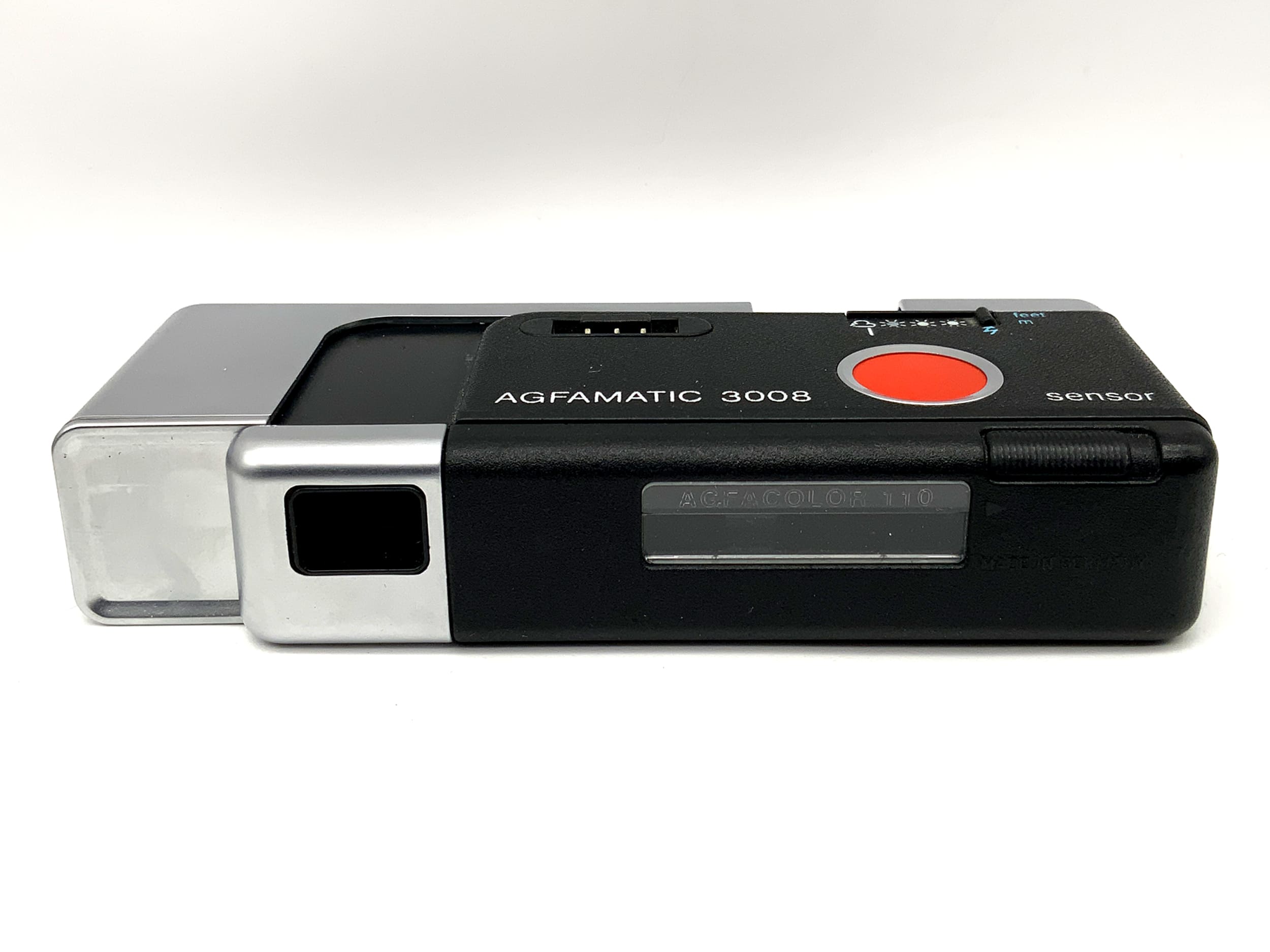 Agfa Agfamatic 3008 viewfinder camera with Color Apotar miniature analog camera