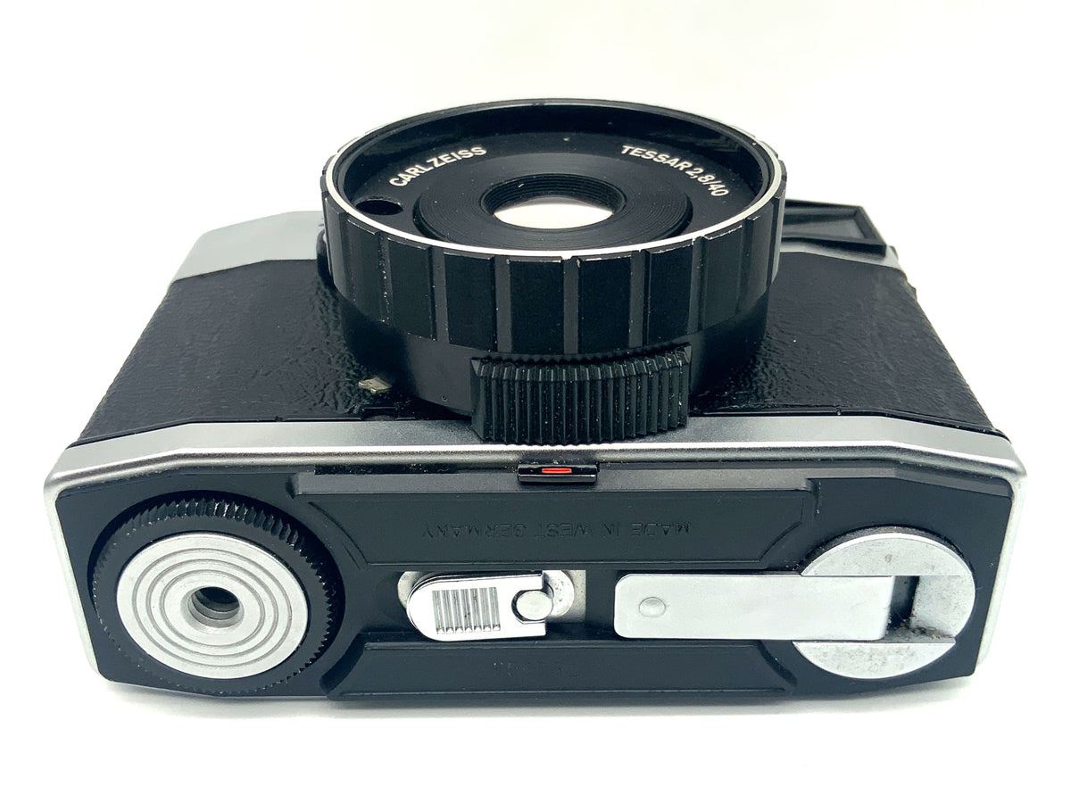 Zeiss Ikon Contessa S 312 with Cal Zeiss Tessar 40mm 1:2.8 rangefinder camera