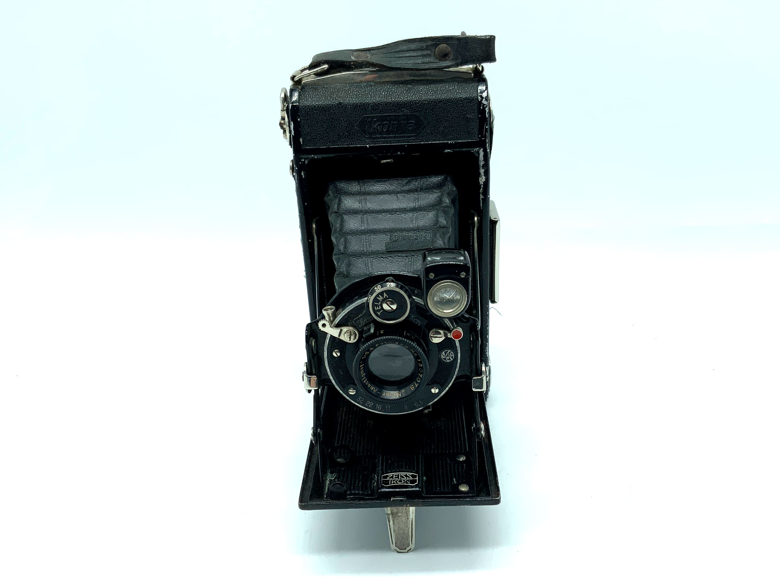 Zeiss Ikon Ikonta 520/2 folding camera with Novar Anastigmat 10.5cm 1:6.3