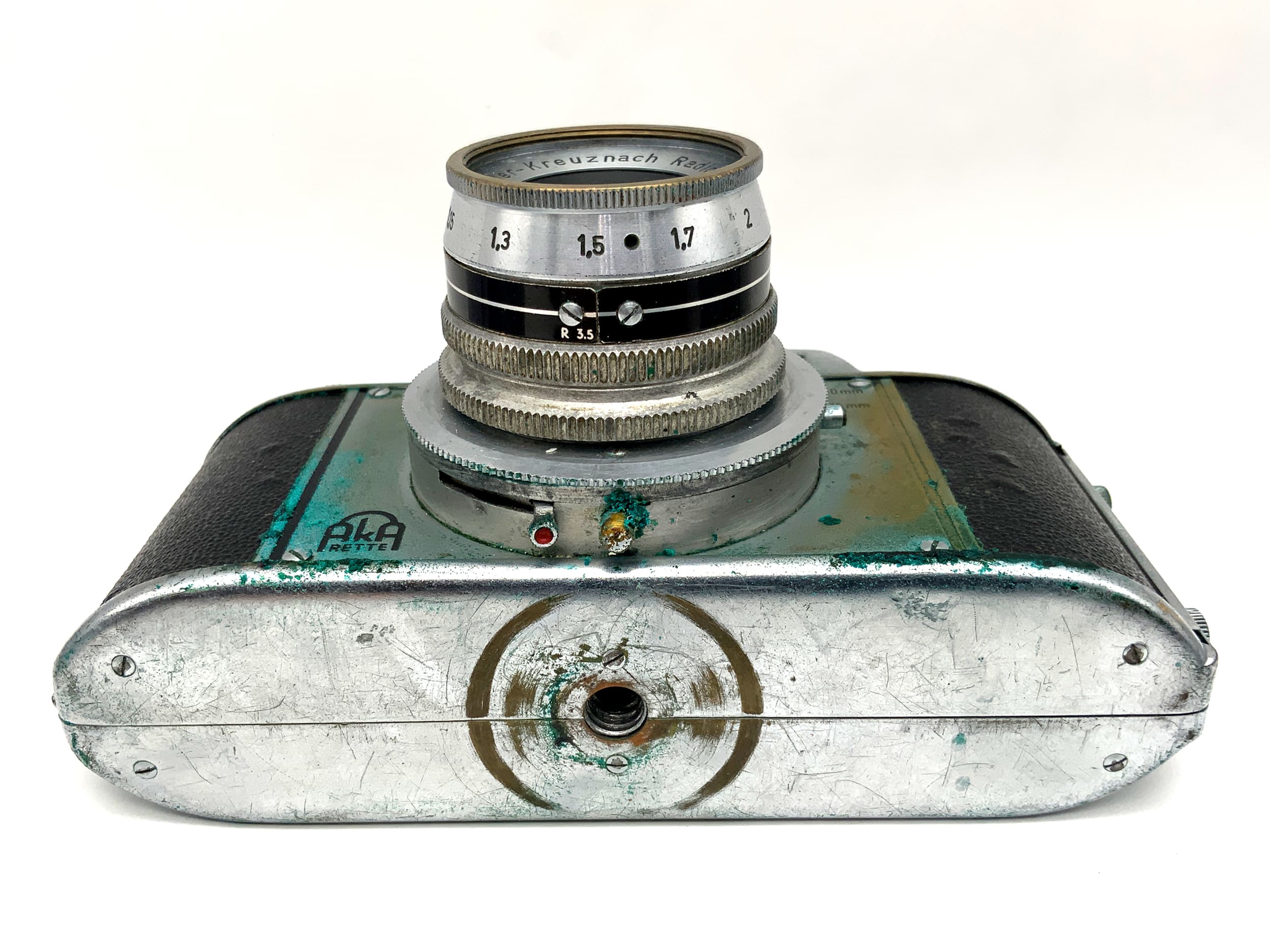 AKA Rette viewfinder camera with Schneider Kreuznach Radionar 50mm 1:3.5 analog camera