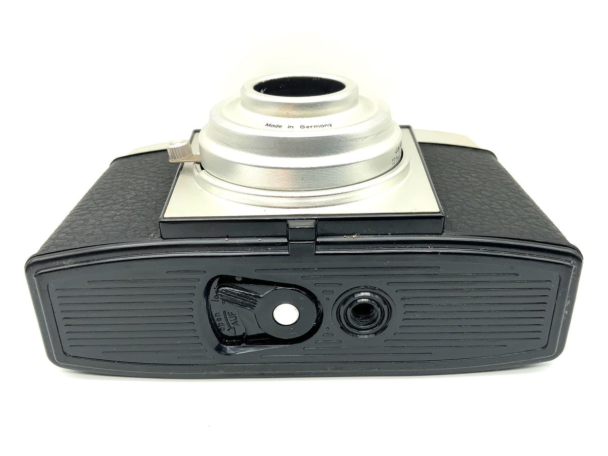 Agfa Isoly viewfinder camera with compact camera analog camera