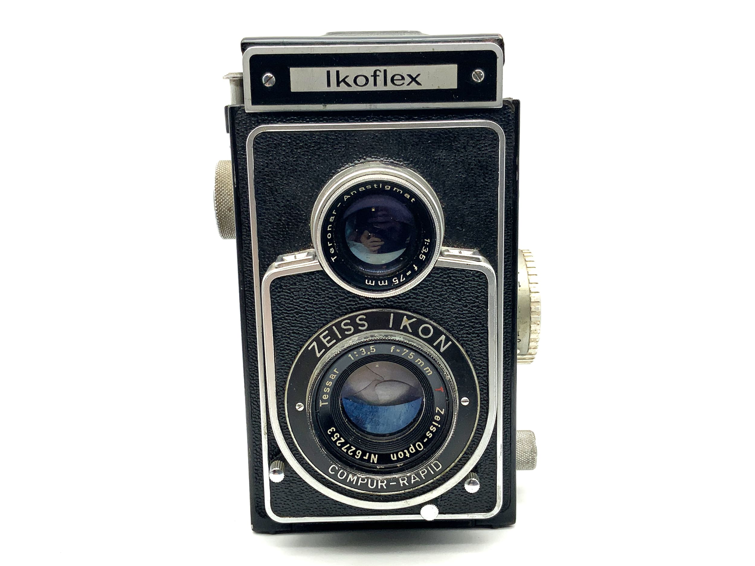 Zeiss Ikon Ikoflex II 852/16 TLR with Zeiss Opton 75mm 1:3.5 6x6 twin-lens reflex eyepiece